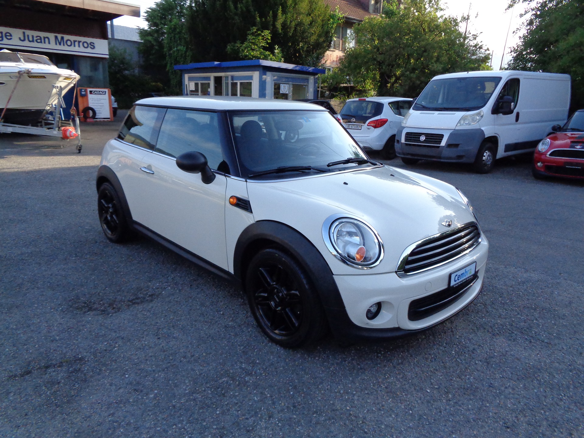 MINI One-image-0