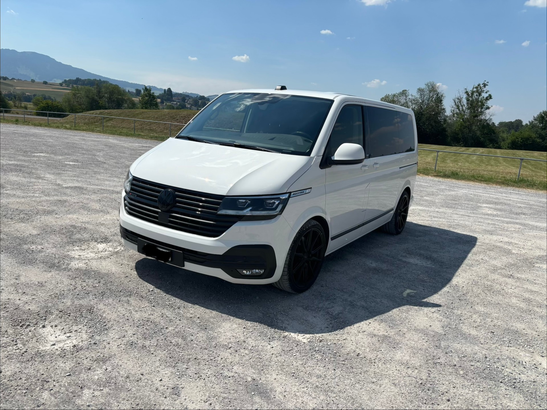 VW 2.0 TDI 199 Comfortline Edition DSG 4m-image-3