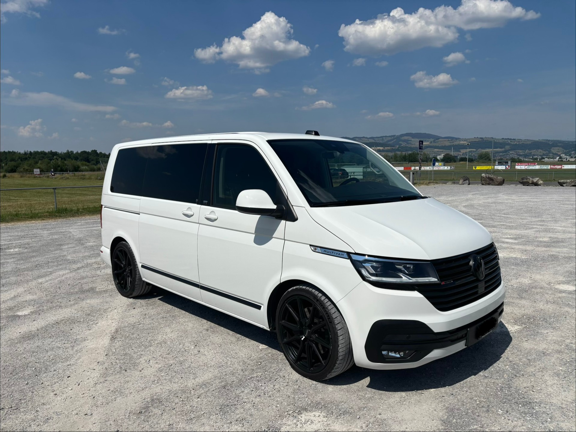 VW 2.0 TDI 199 Comfortline Edition DSG 4m-image-0