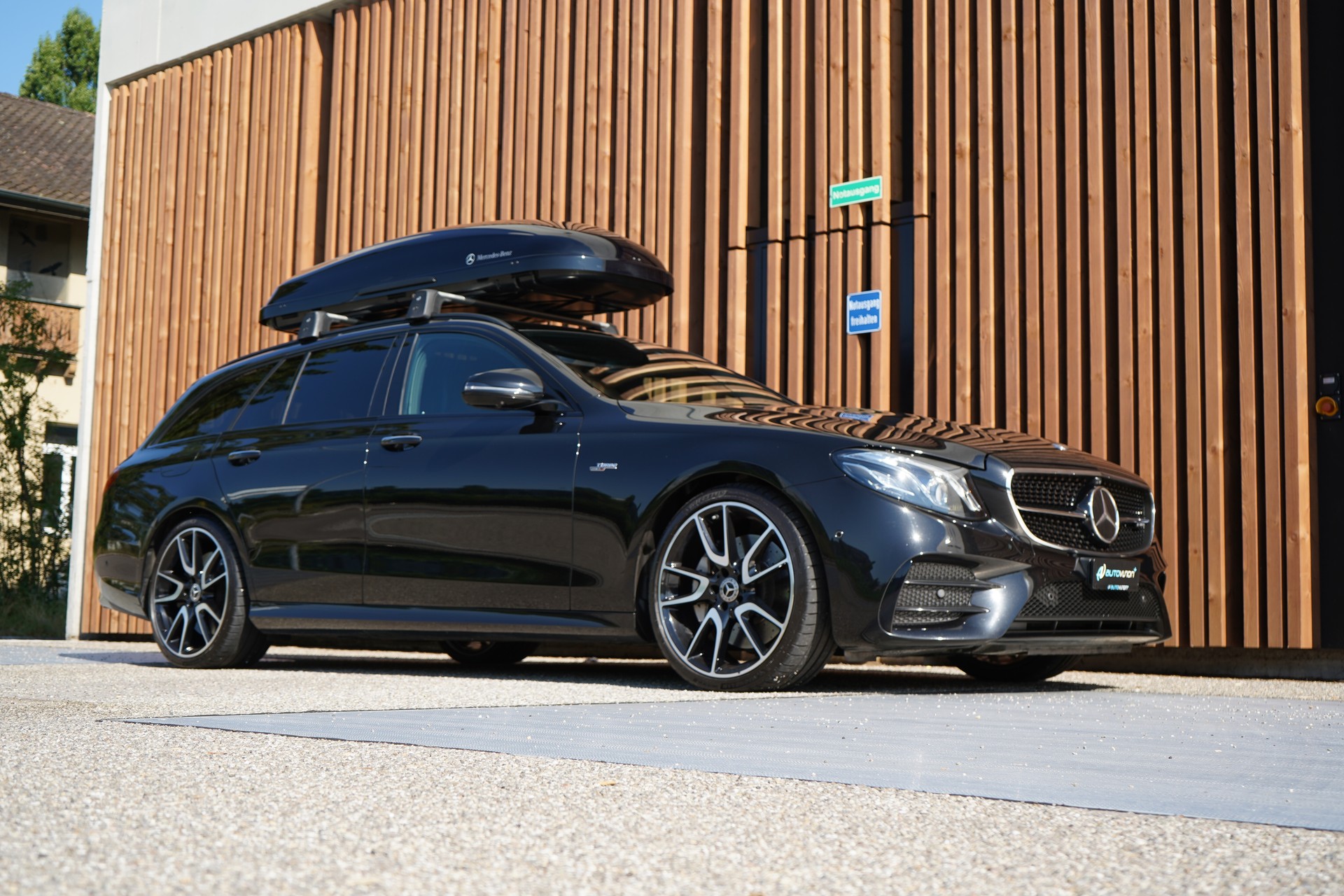 MERCEDES-BENZ E 53 AMG 4MATIC 9G-TRONIC BLACK l 435 PS-image-5