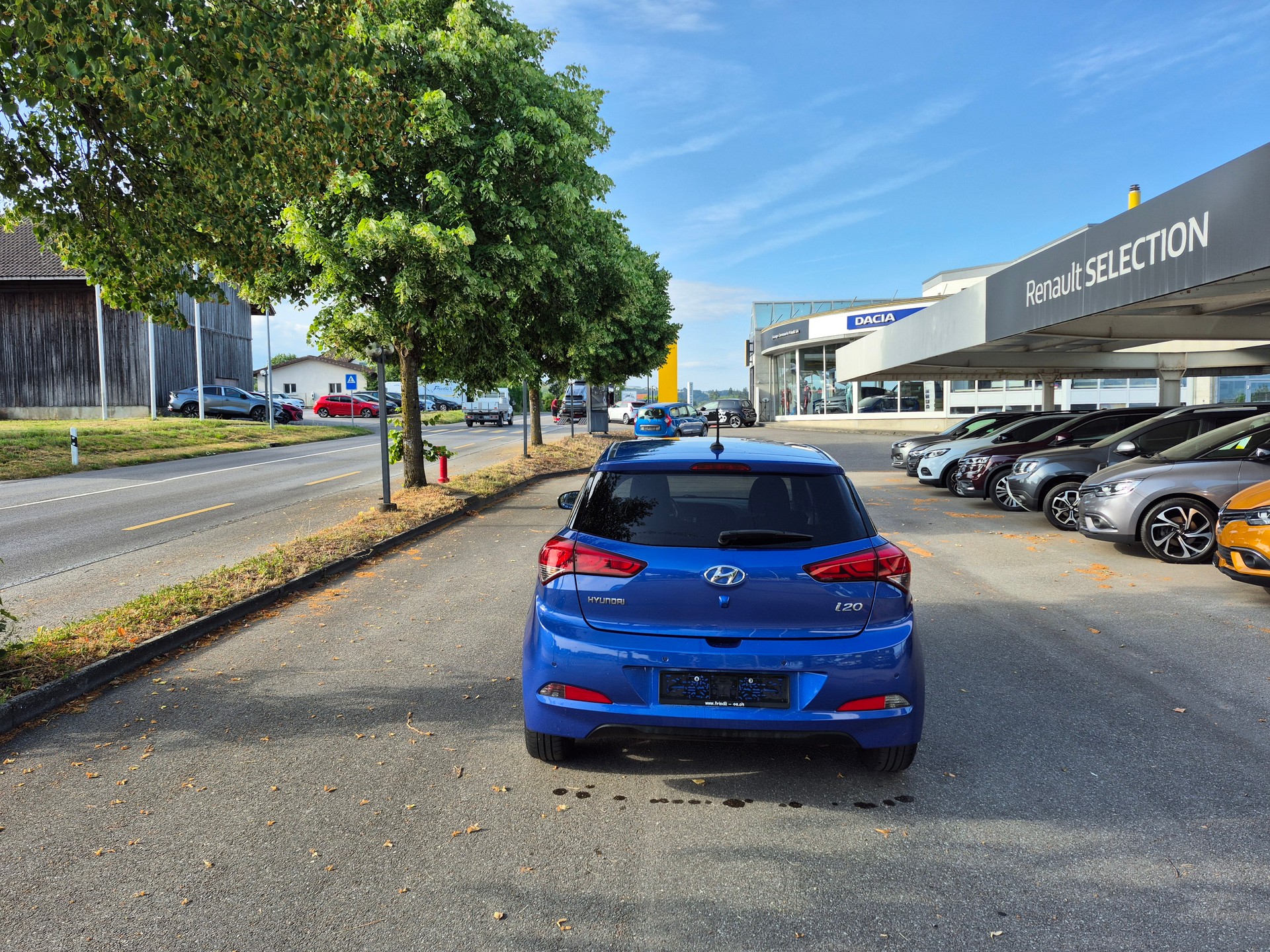HYUNDAI i20 1.0 T-GDi Amplia-image-3