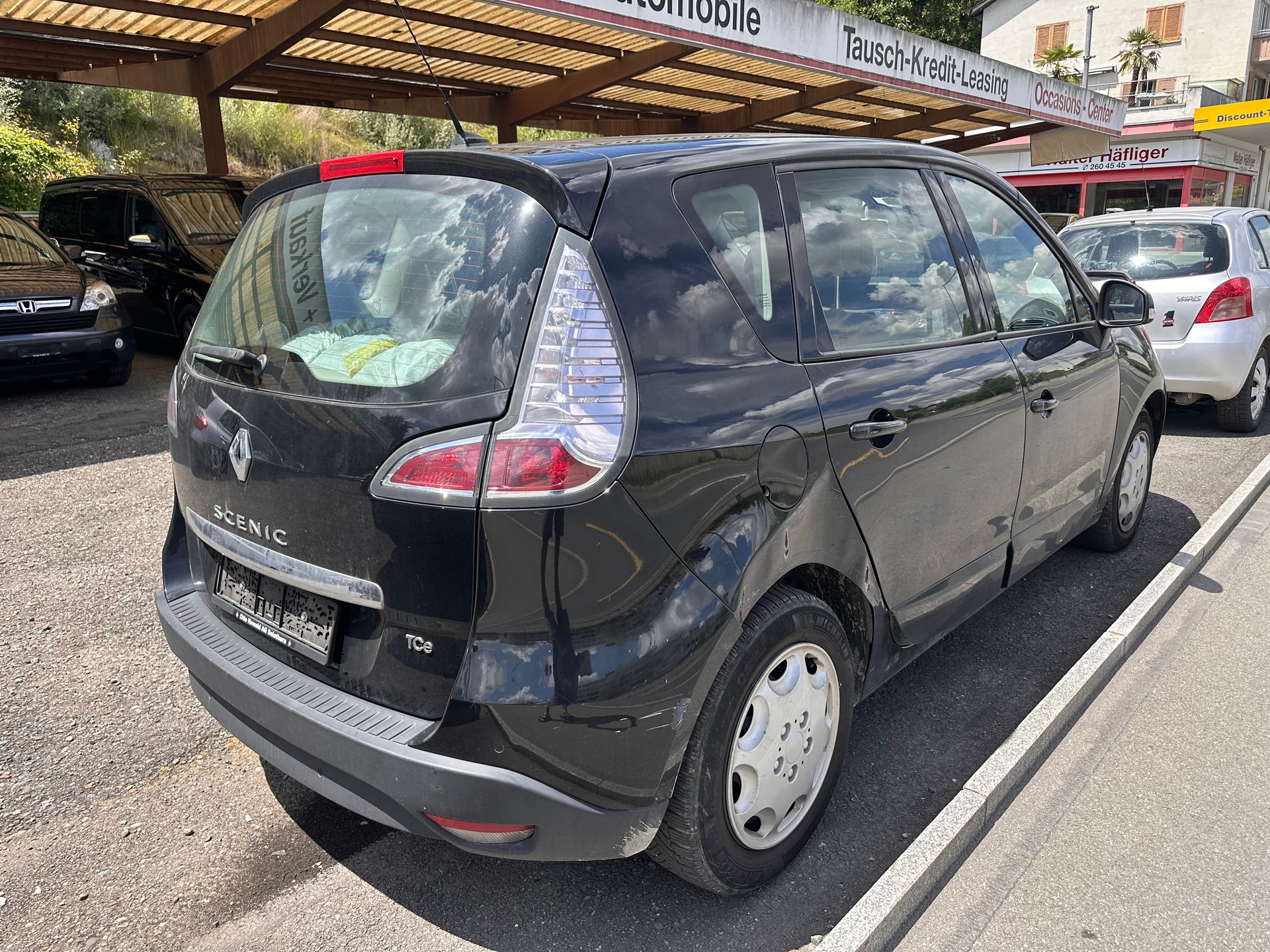 RENAULT Scénic 1.2 16V Turbo Swiss Edition-image-4