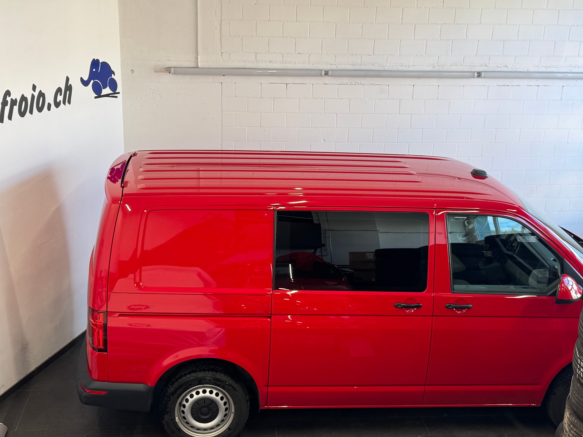 VW T6.1 2.0 TDI-image-1
