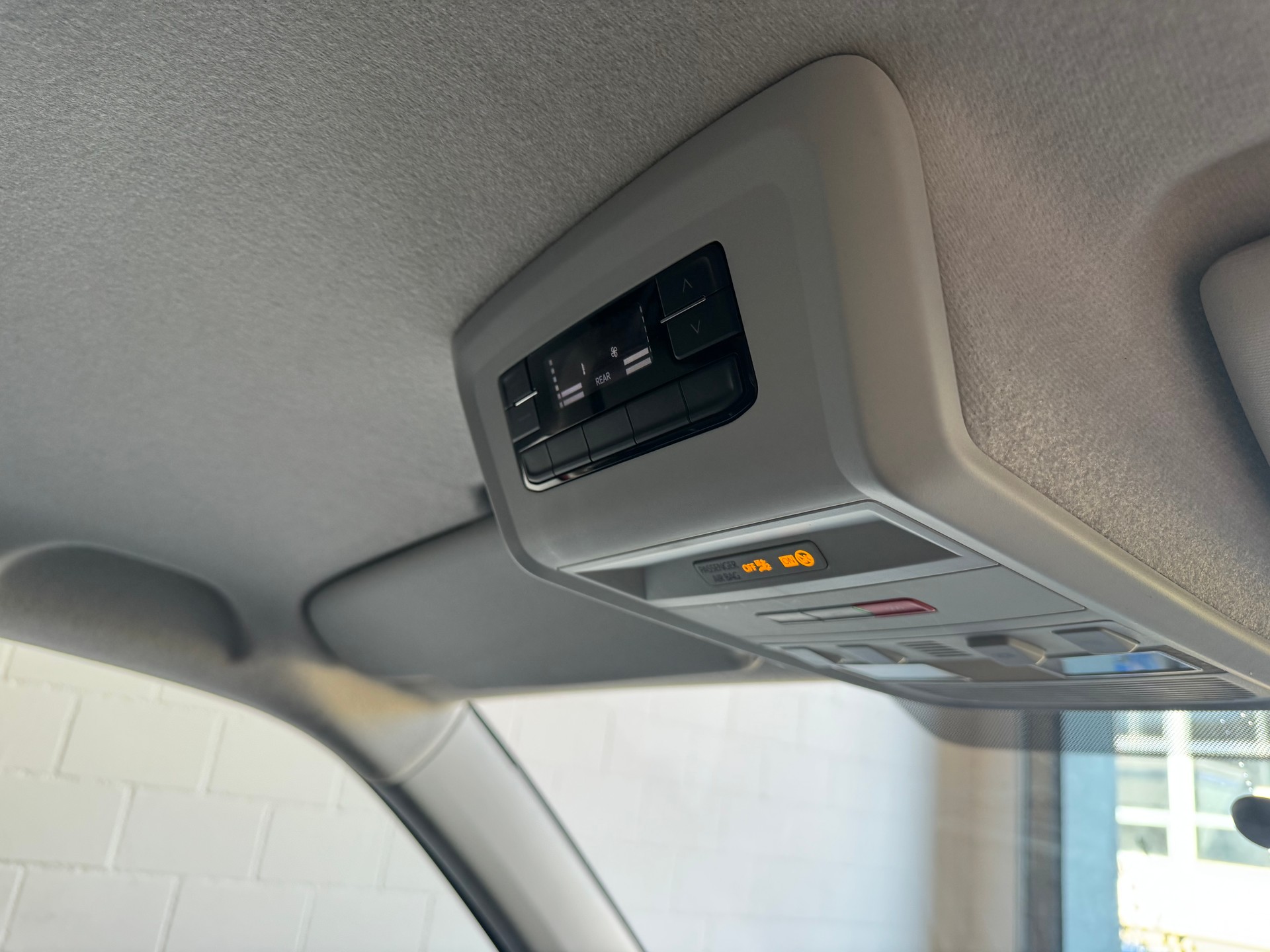 VW T6.1 2.0 TDI-image-6