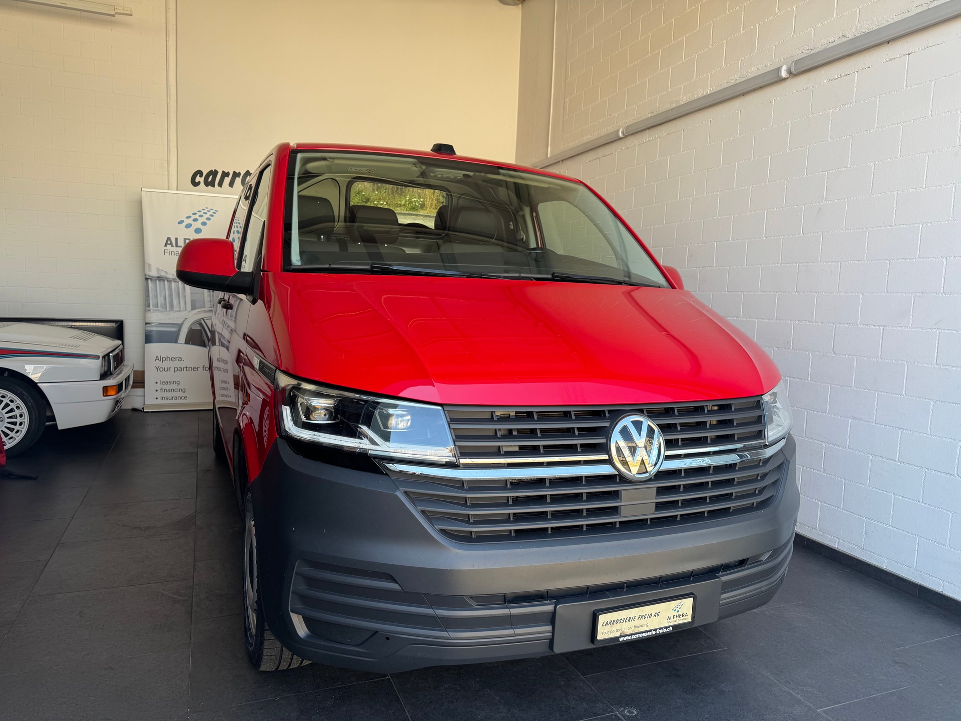 VW T6.1 2.0 TDI-image-0