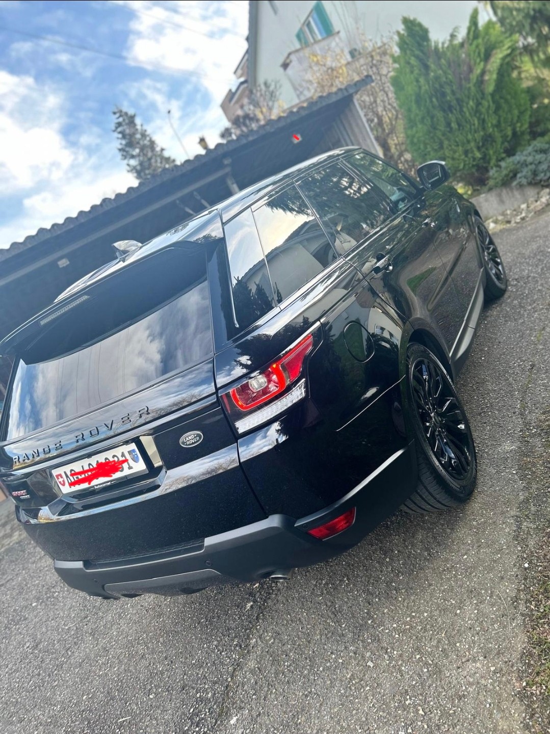 LAND ROVER 3.0 SDV6 HSE Dynamic-image-2