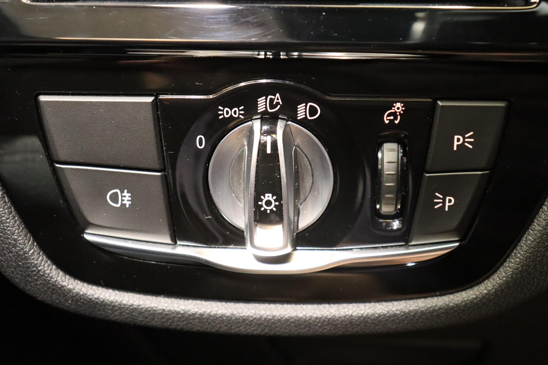 BMW 530e xDrive Touring-image-20