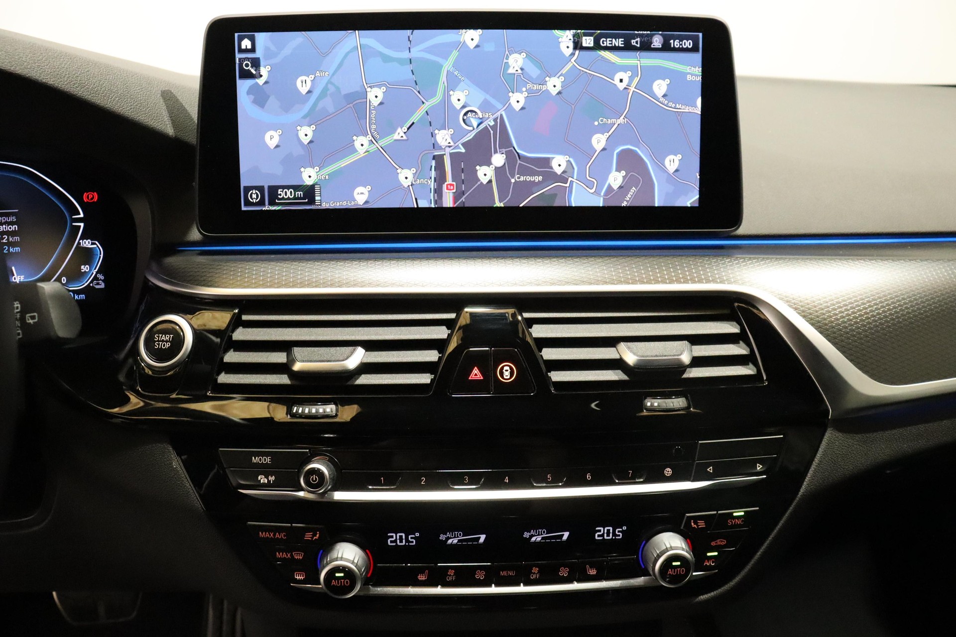 BMW 530e xDrive Touring-image-17