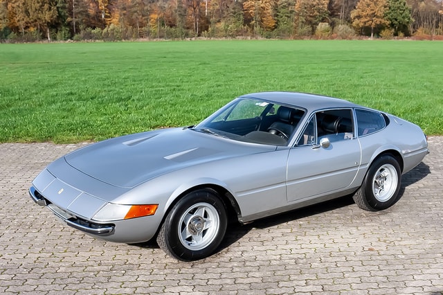 Ferrari GTB 4 Daytona