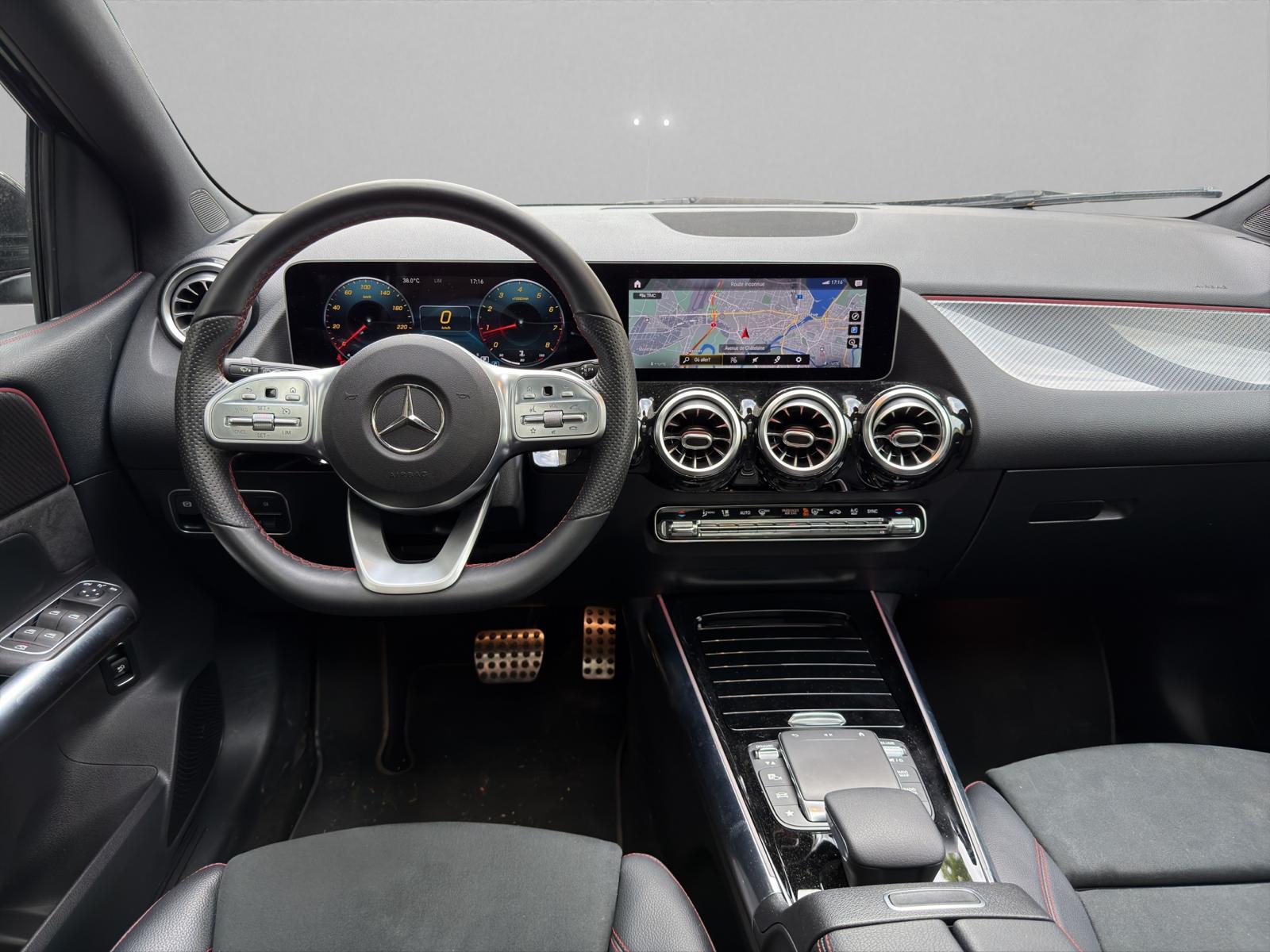 MERCEDES-BENZ B 220 4Matic AMG Line 7G-DCT-image-6
