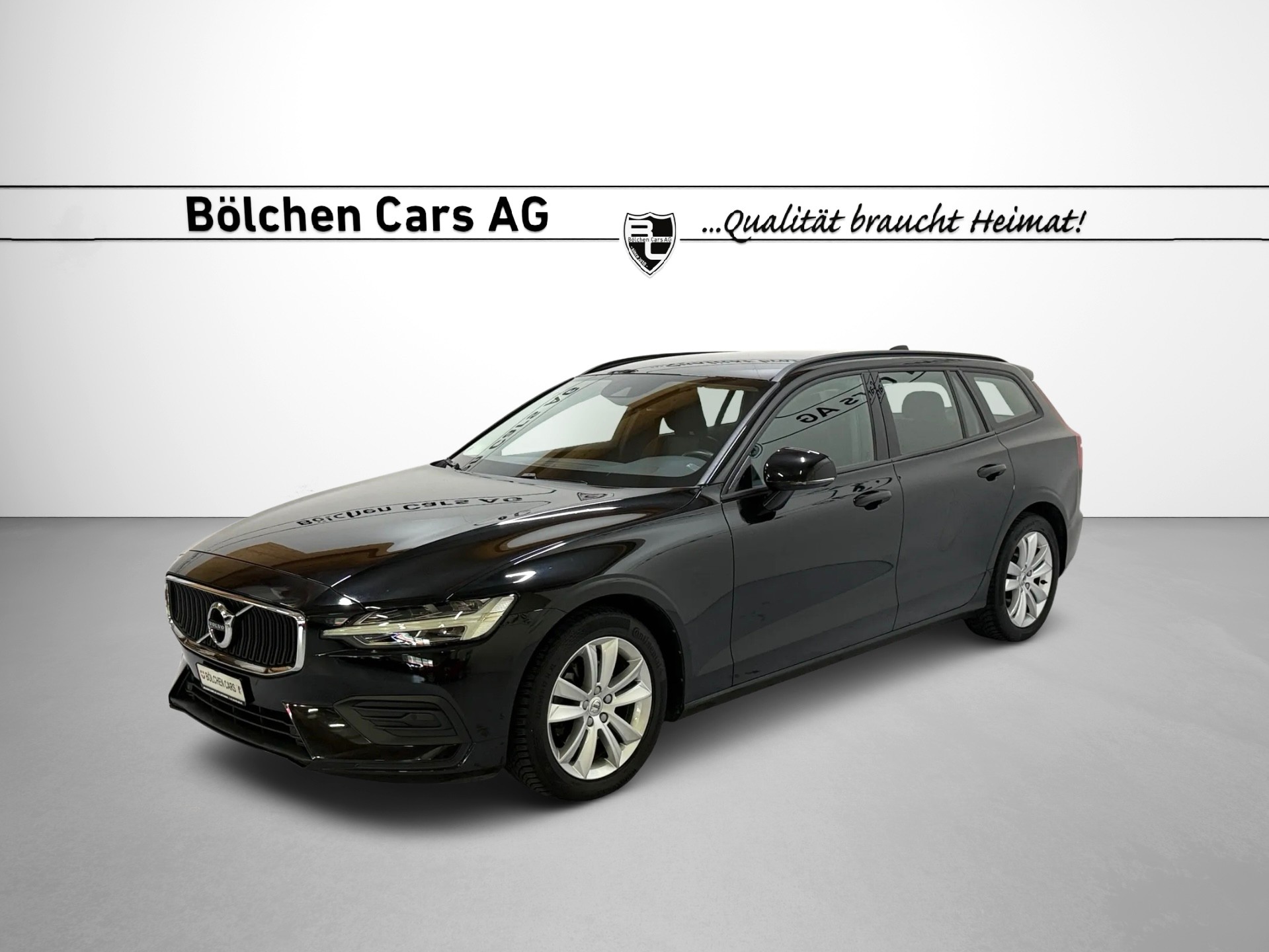 VOLVO V60 D3 Momentum Geartronic-image-2