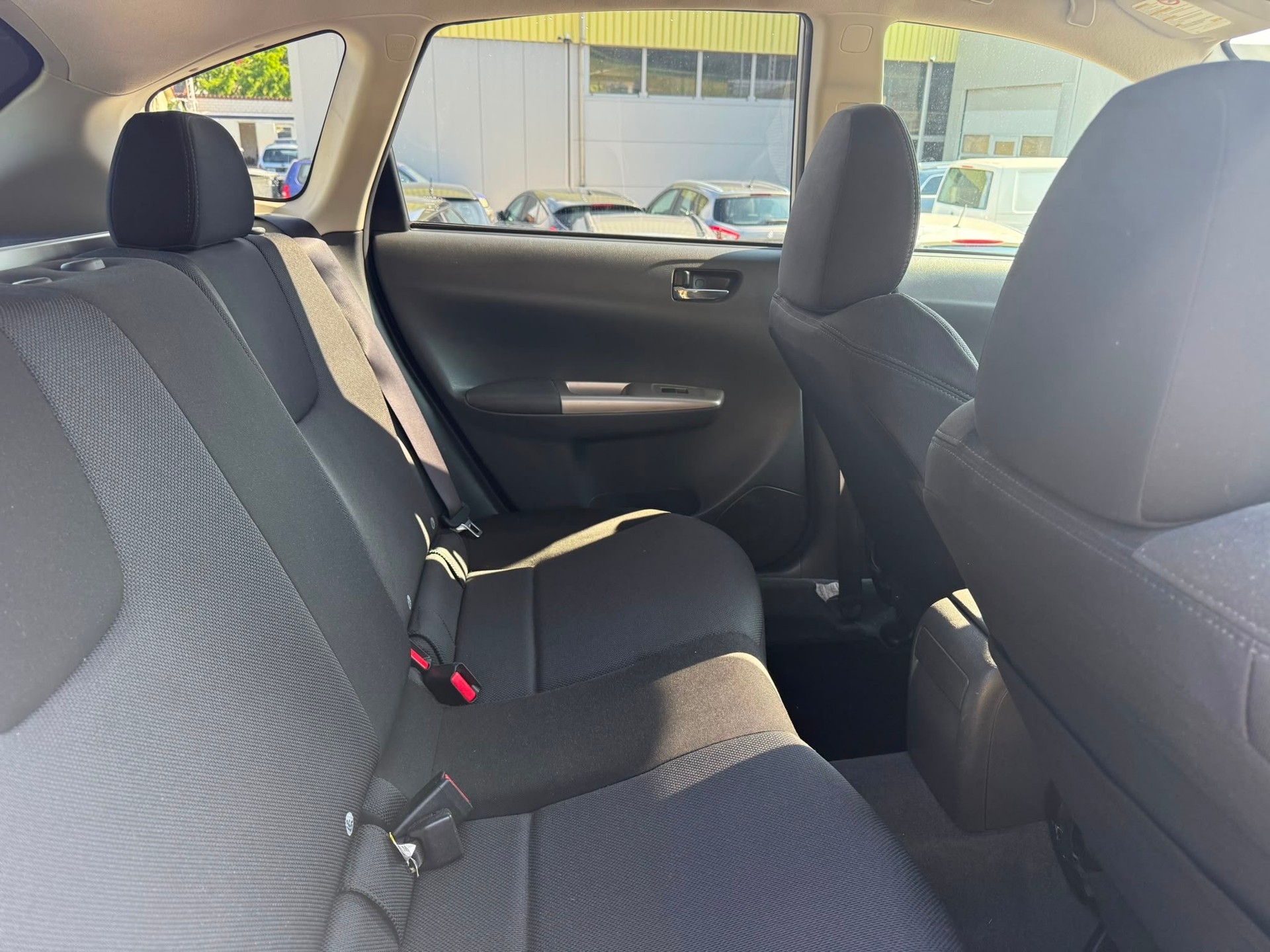 SUBARU Impreza 2.0R Swiss Automatic-image-10
