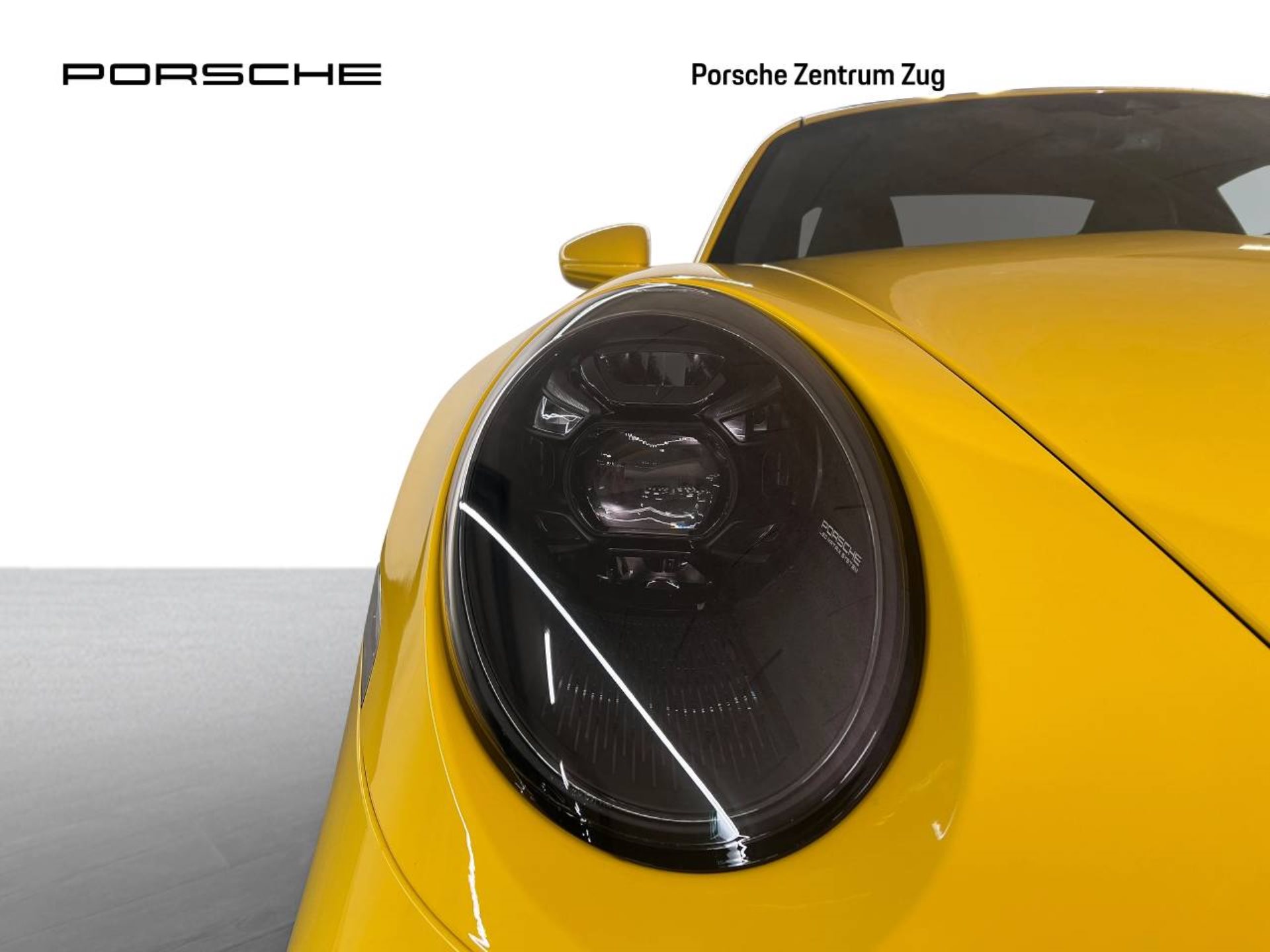 PORSCHE 911 GT3 mit Touring-Paket-image-11