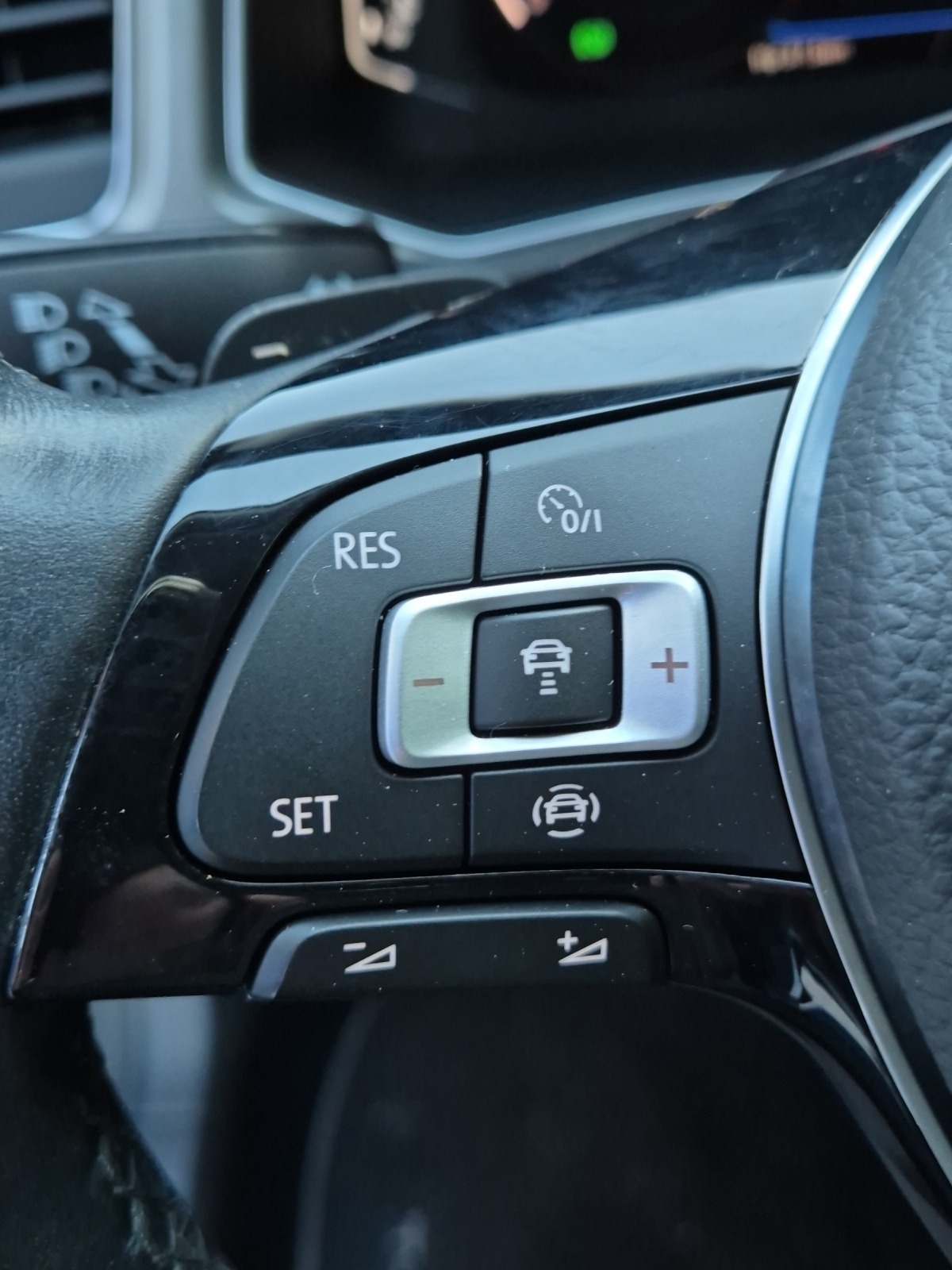 VW T-Roc 1.5 TSI EVO Advance DSG-image-13