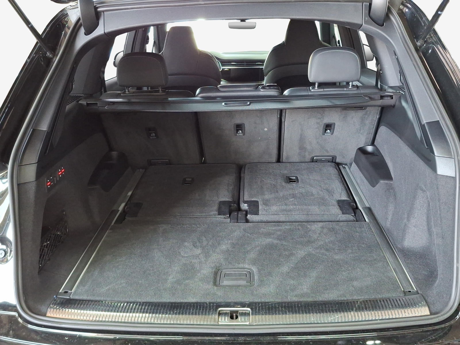 AUDI Q7 SUV TDI quattro 210 kW S Line tiptronic-image-12