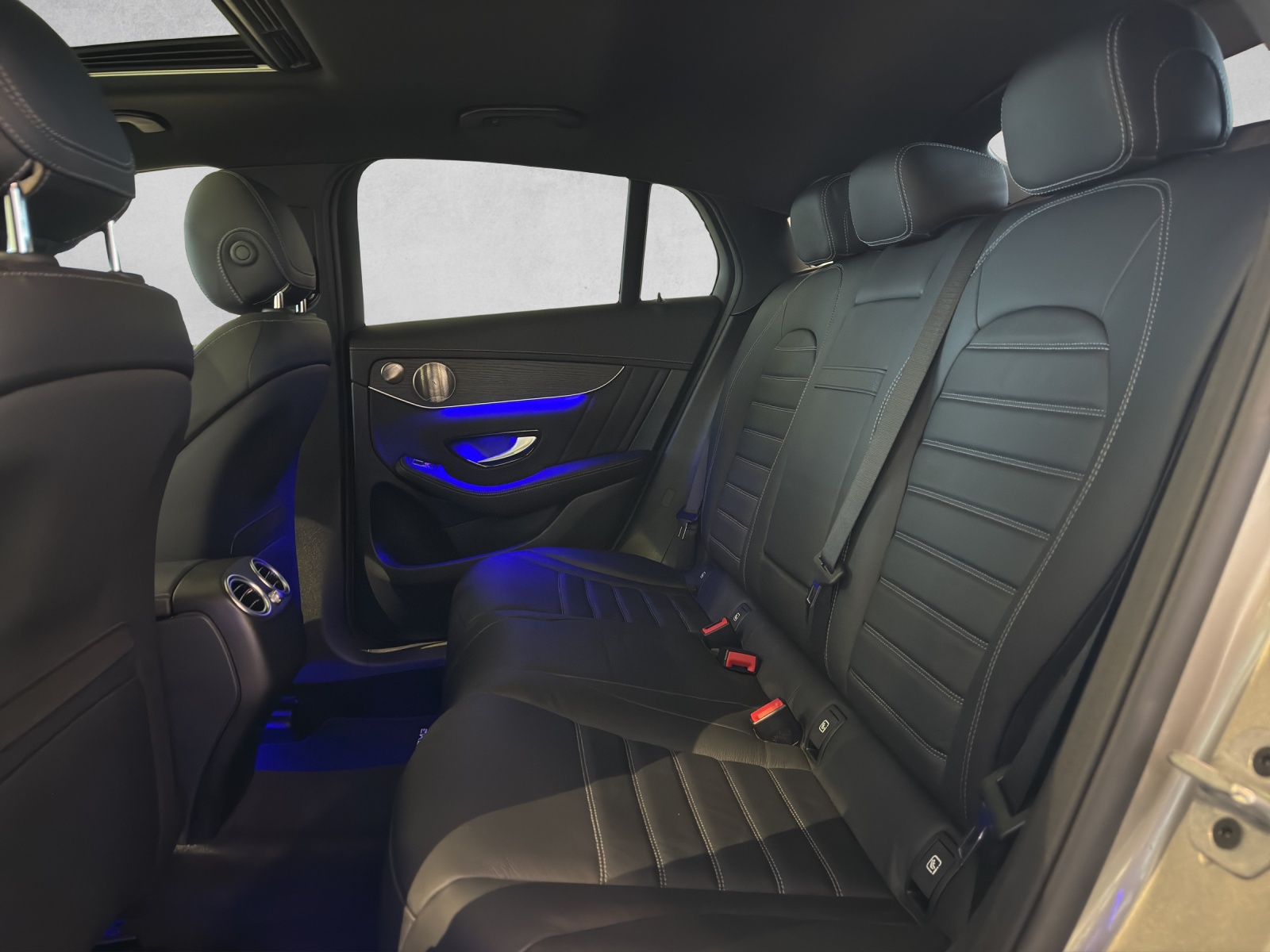 MERCEDES-BENZ GLC Coupé 400 d AMG Line 4Matic 9G-Tronic-image-10