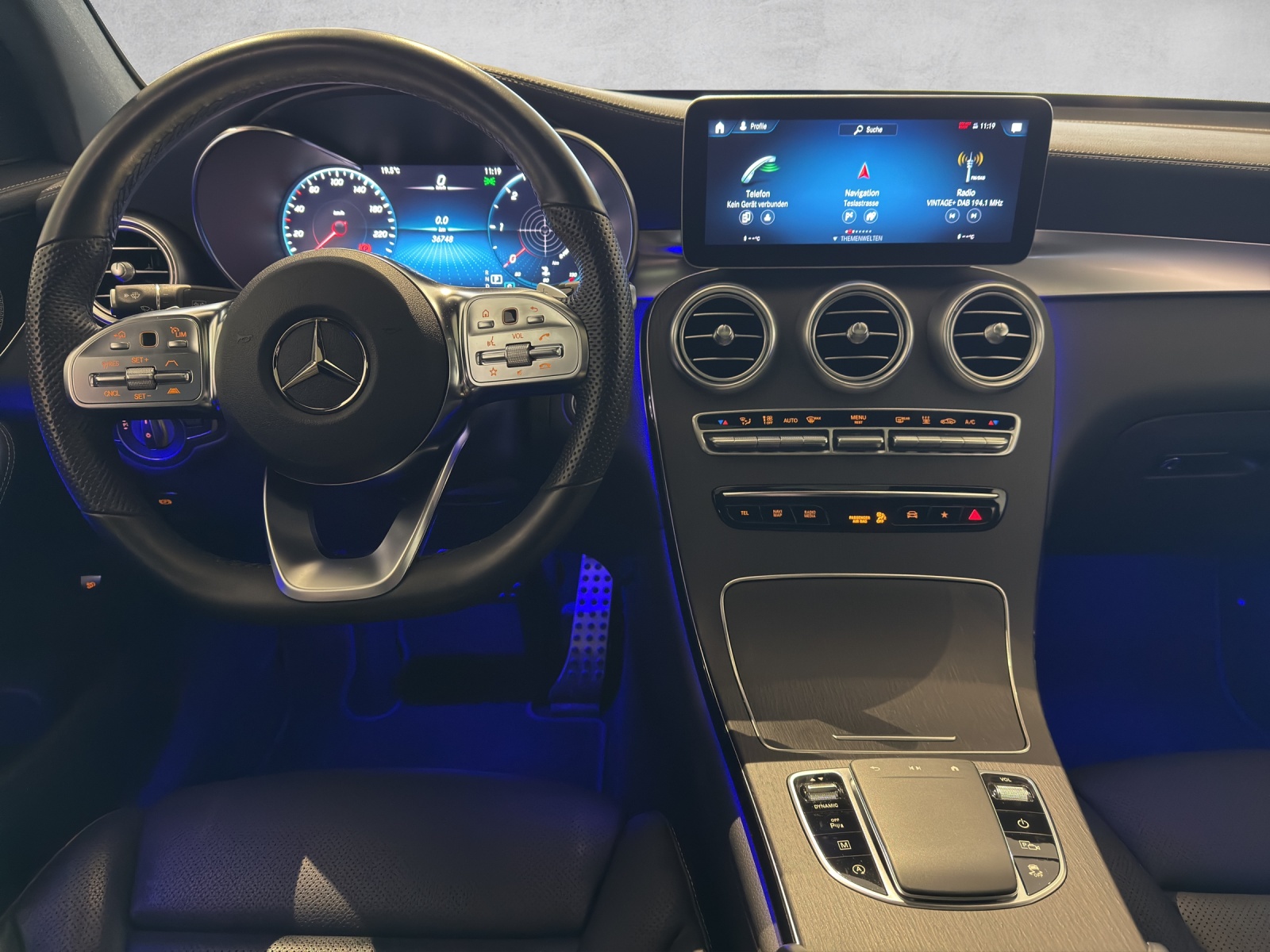 MERCEDES-BENZ GLC Coupé 400 d AMG Line 4Matic 9G-Tronic-image-11