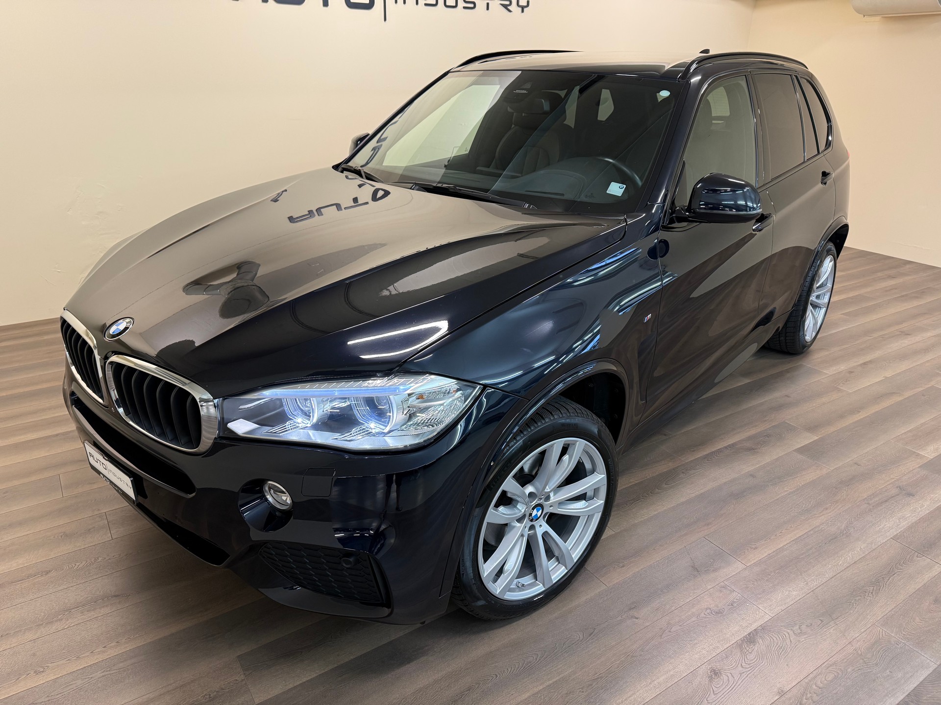 BMW X5 xDrive 30d Steptronic M-Sportpaket-image-1
