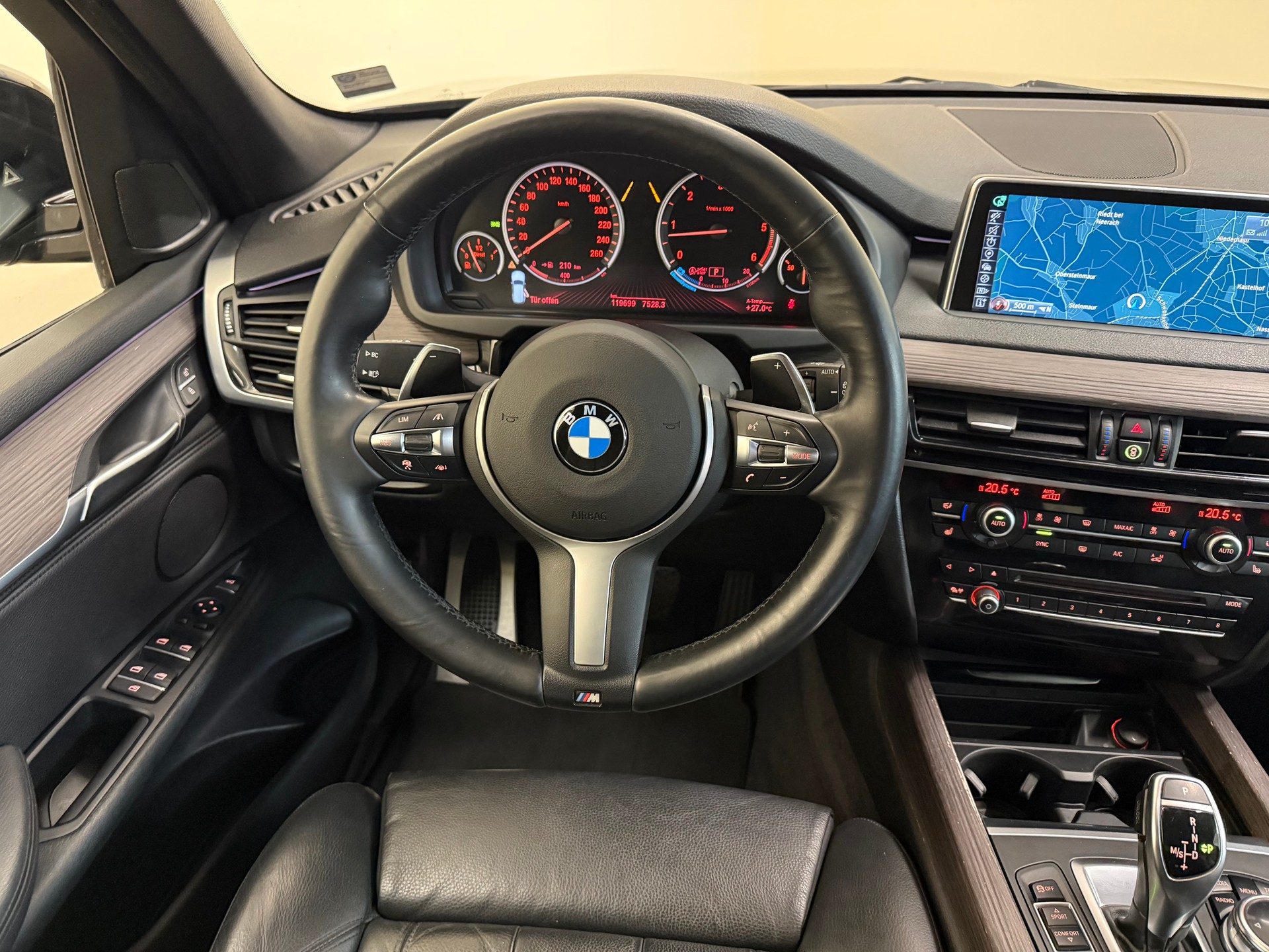 BMW X5 xDrive 30d Steptronic M-Sportpaket-image-15