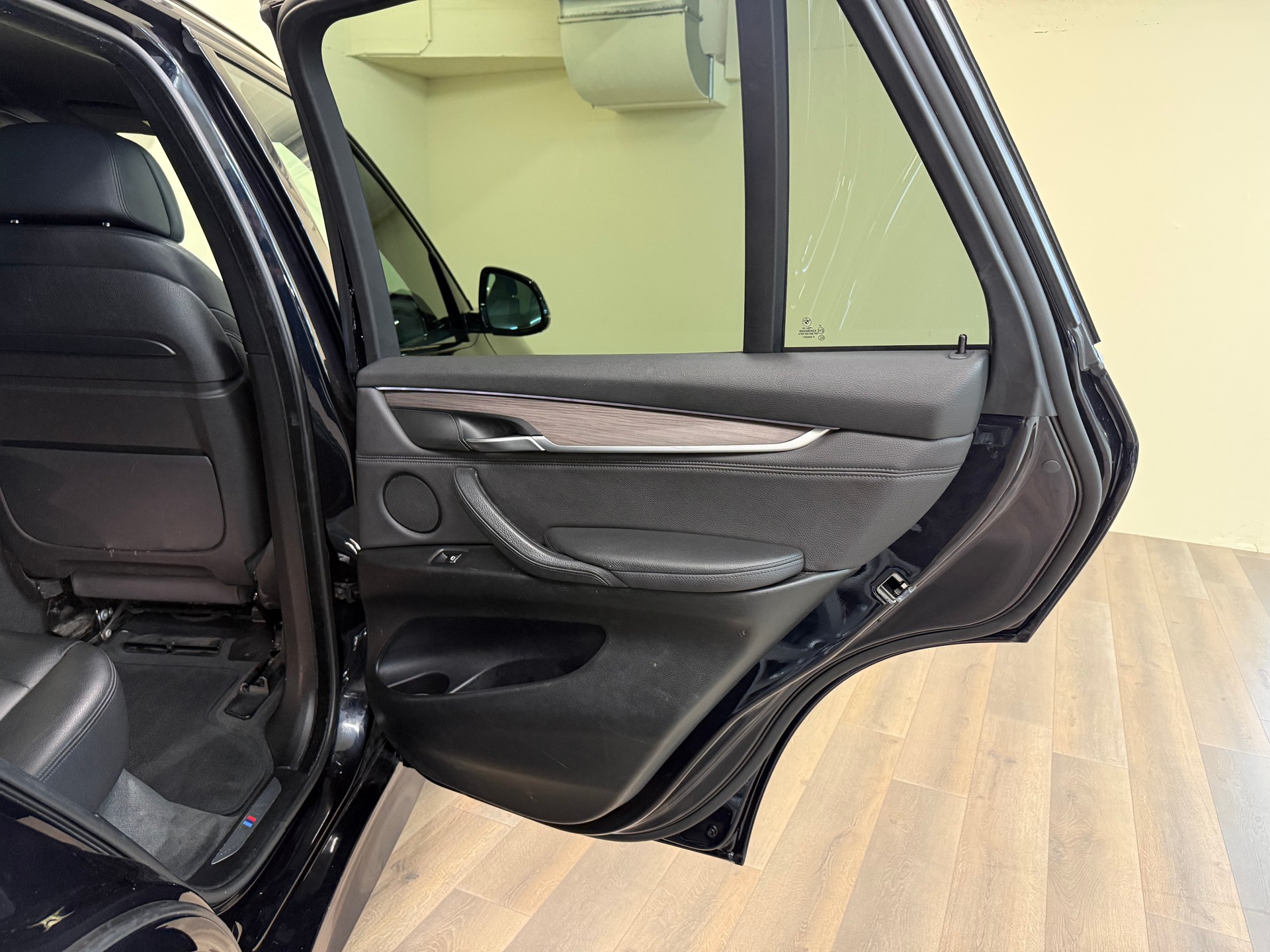 BMW X5 xDrive 30d Steptronic M-Sportpaket-image-29