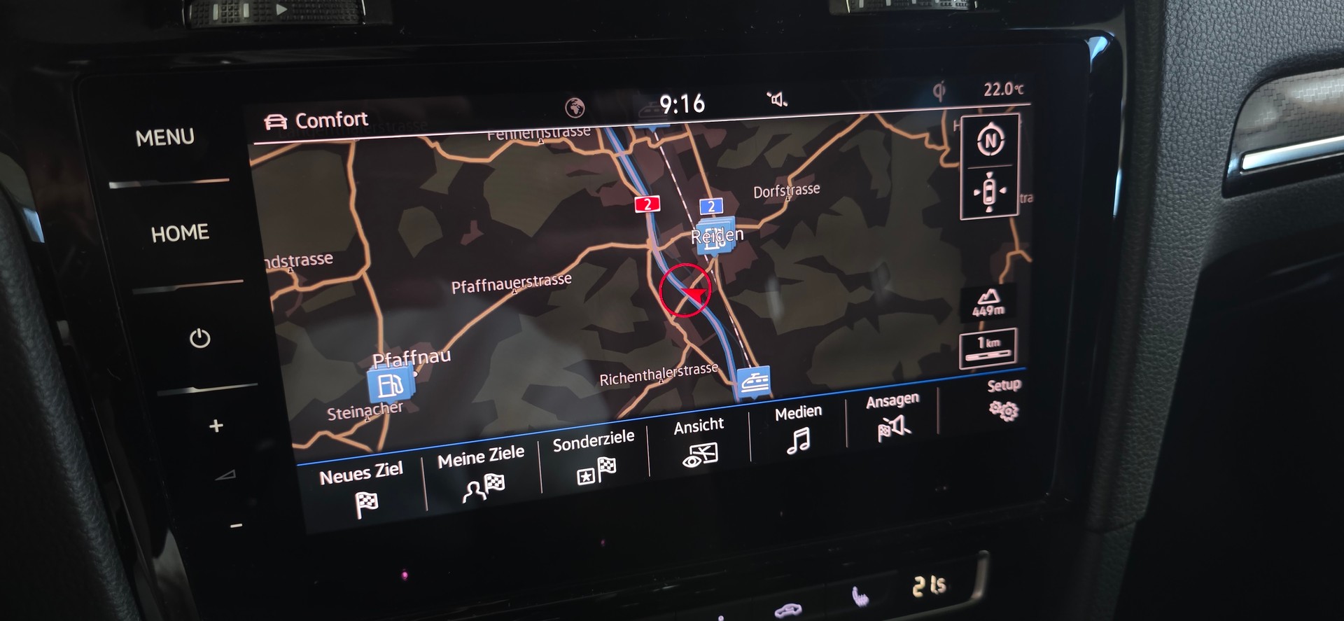 VW Golf Variant 2.0 TSI R 4Motion DSG-image-19