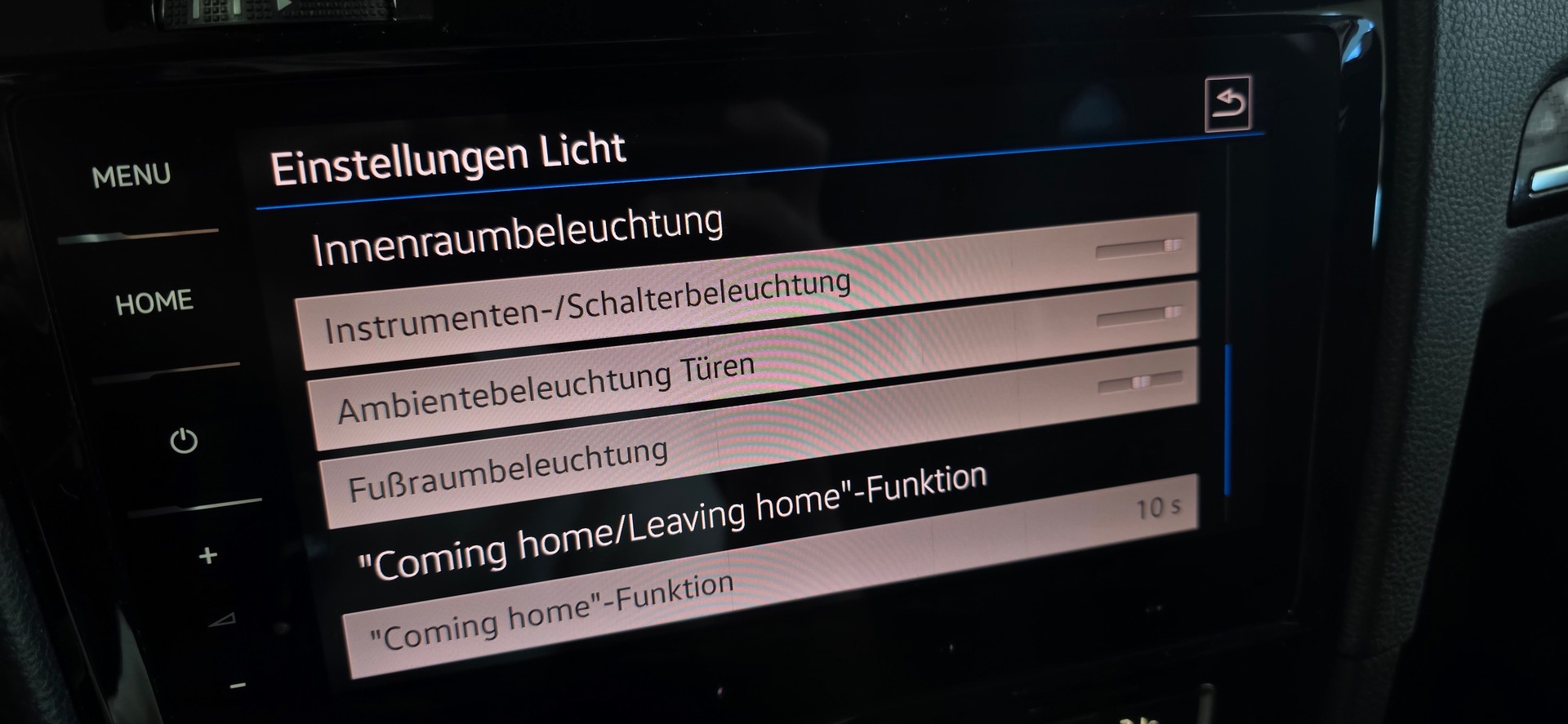 VW Golf Variant 2.0 TSI R 4Motion DSG-image-20