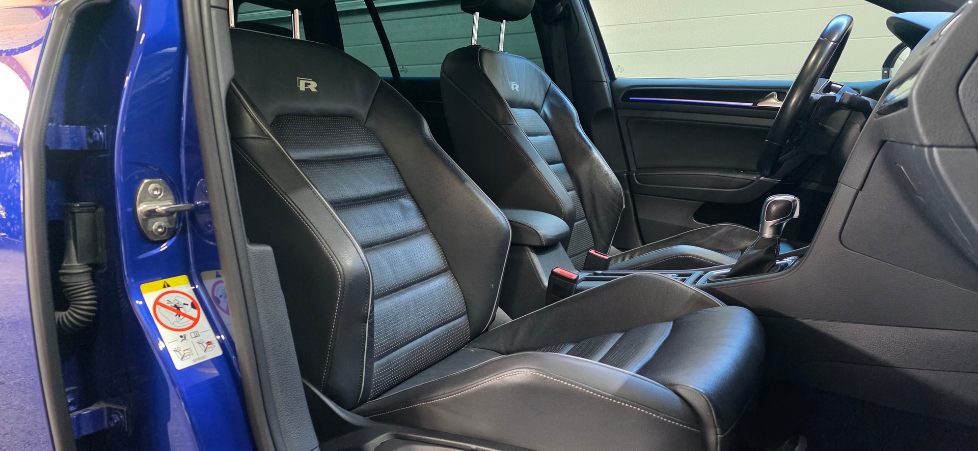 VW Golf Variant 2.0 TSI R 4Motion DSG-image-29