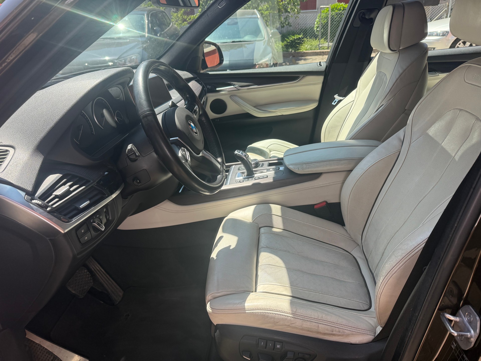 BMW X5 xDrive M50d Steptronic-image-6