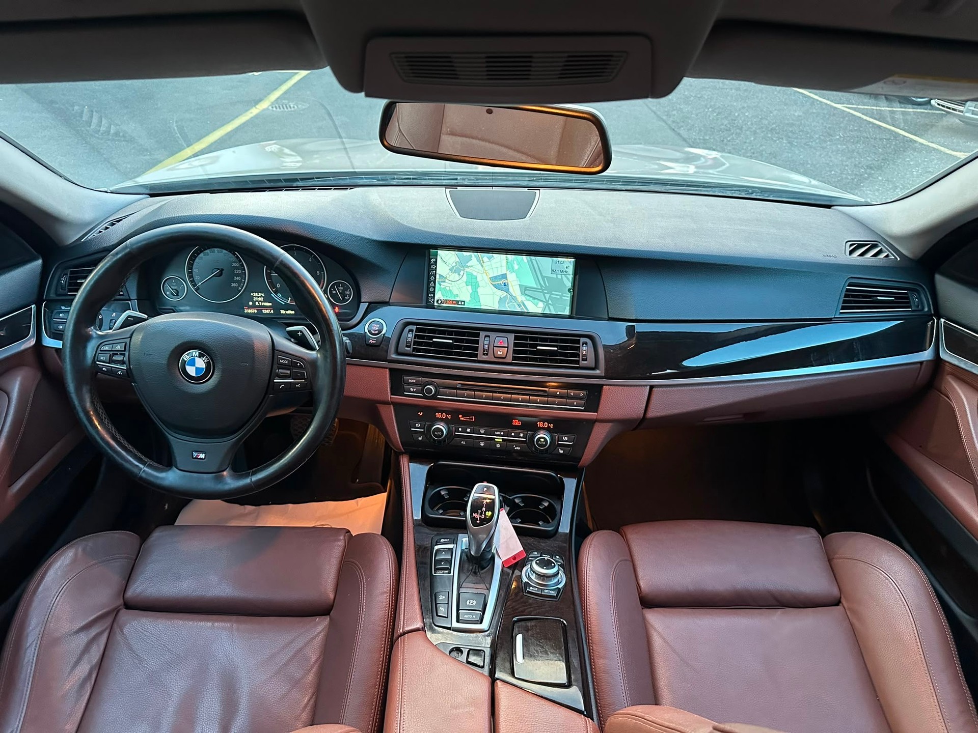 BMW 525d xDrive Touring Steptronic-image-10