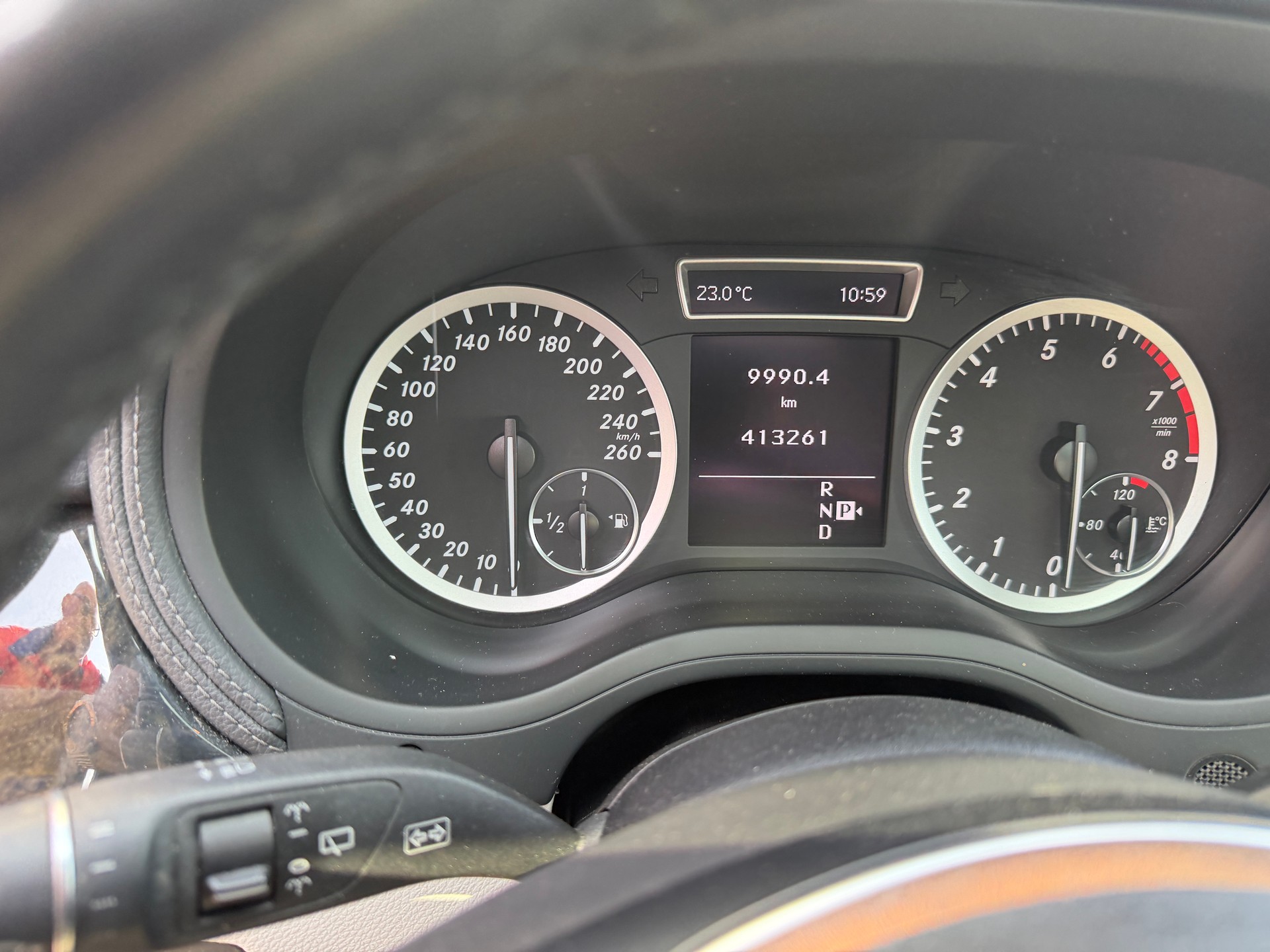 MERCEDES-BENZ B 200 7G-DCT-image-10