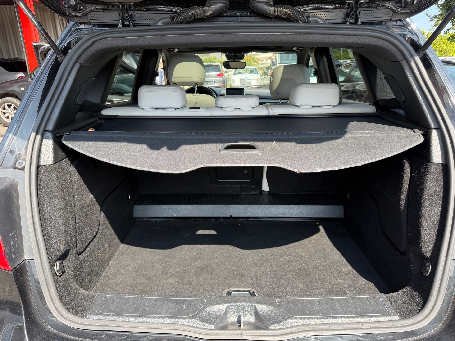 MERCEDES-BENZ B 200 7G-DCT-image-14