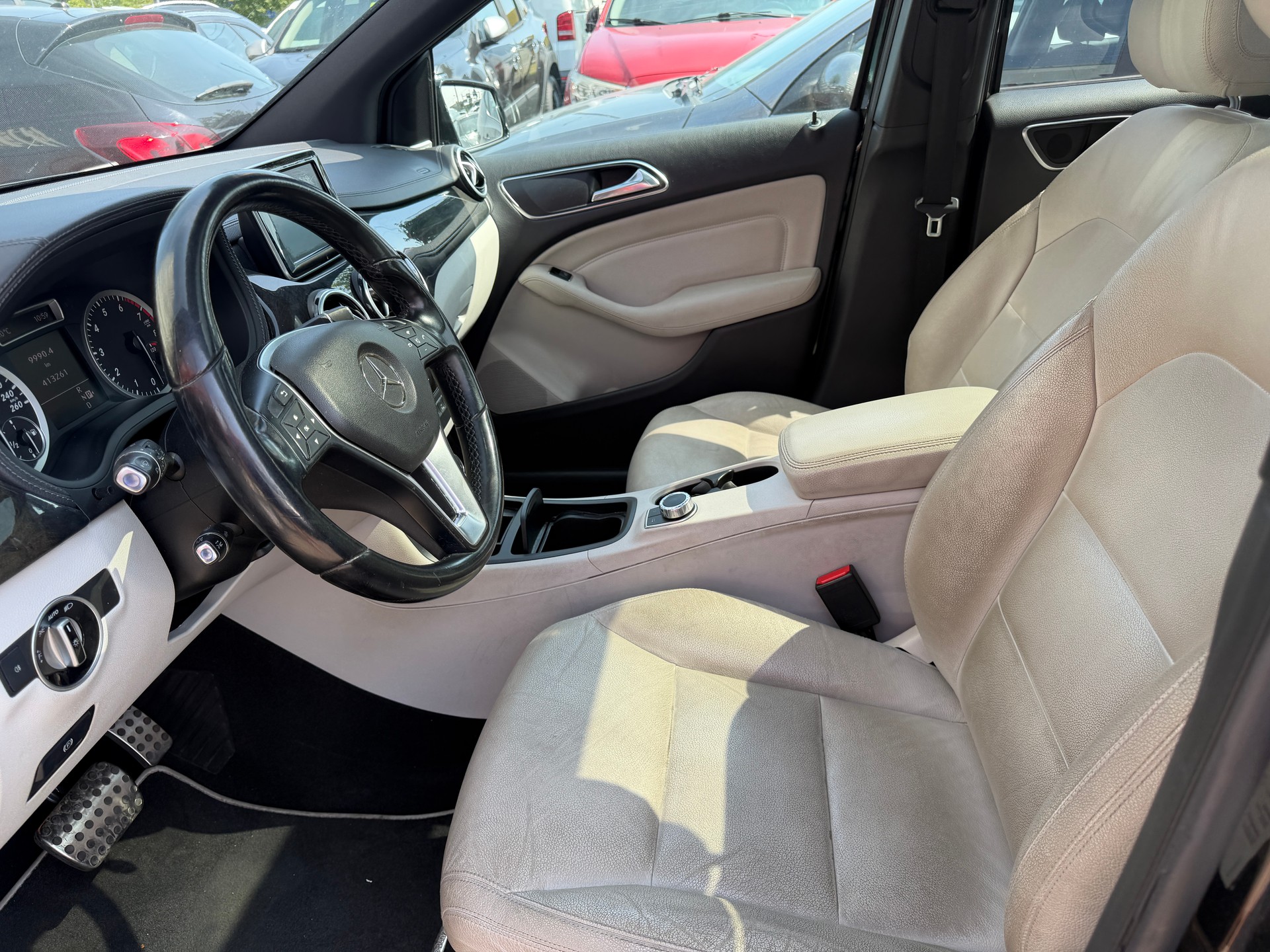MERCEDES-BENZ B 200 7G-DCT-image-8