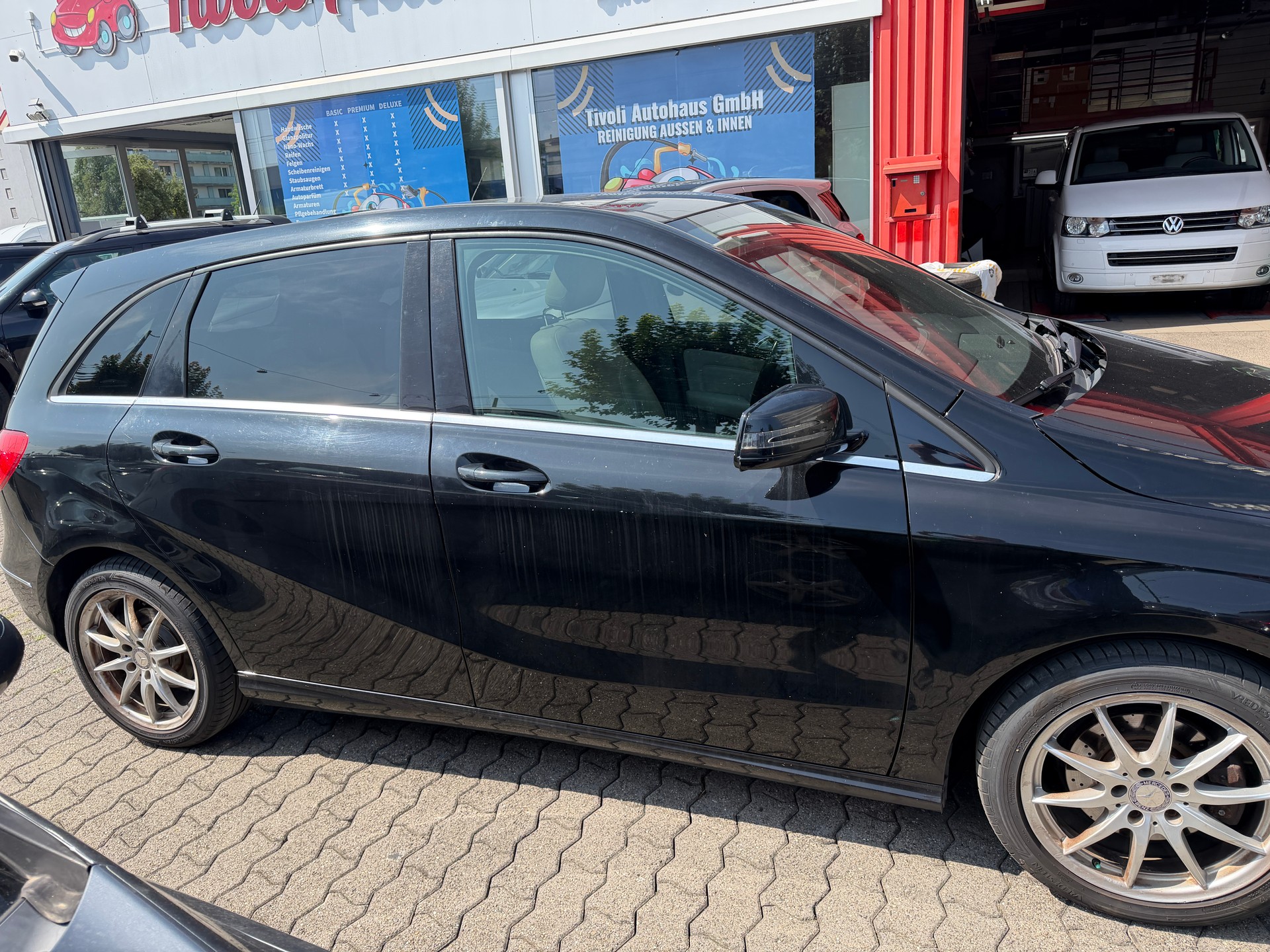 MERCEDES-BENZ B 200 7G-DCT-image-4