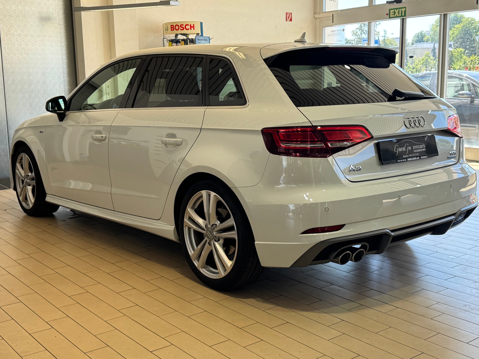 AUDI A3 Sportback 2.0 TDI Sport quattro-image-1
