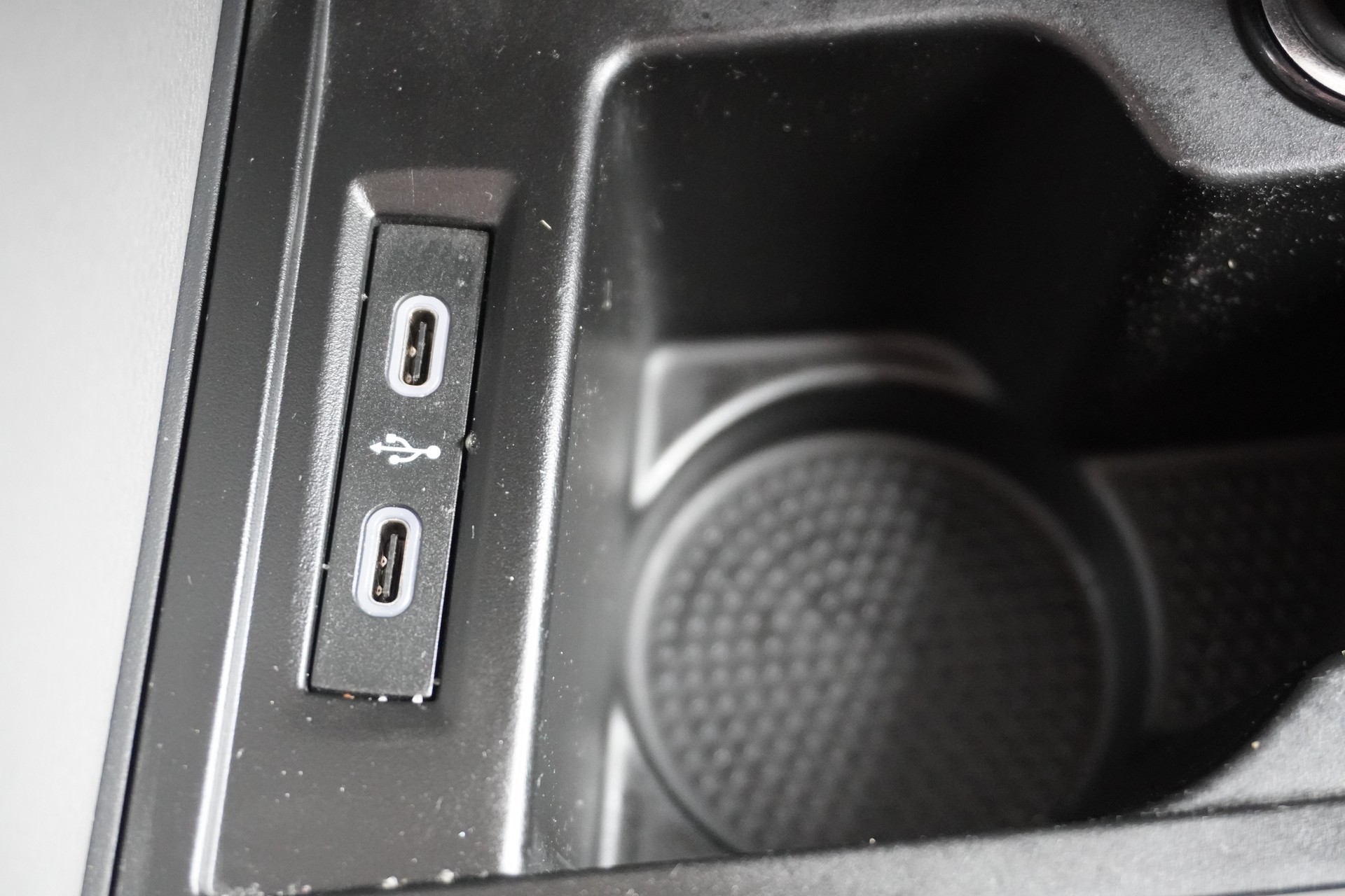 VW T6.1 2.0 TDI EINBAU-SCHRÄNKE!!!-image-19