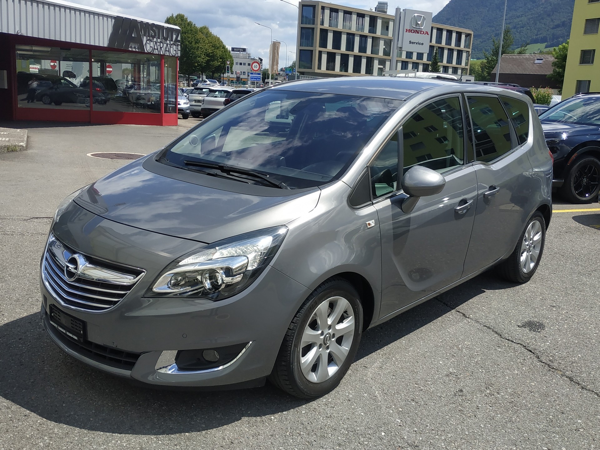OPEL Meriva 1.4 Turbo Cosmo Automatic-image-2