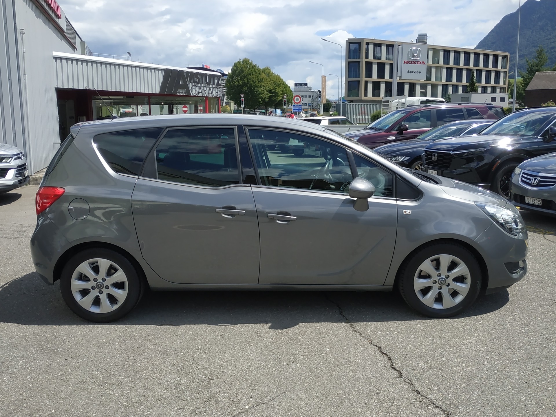 OPEL Meriva 1.4 Turbo Cosmo Automatic-image-5