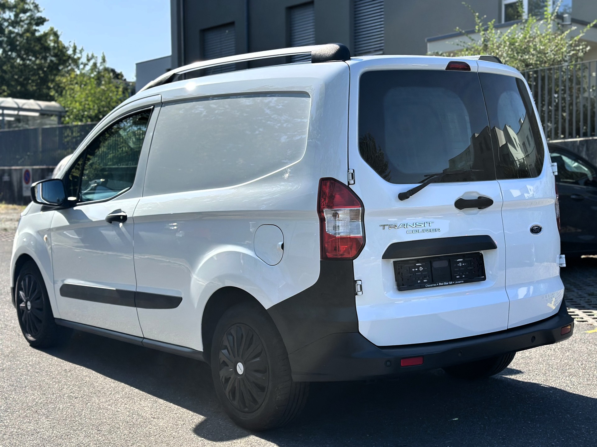 FORD Transit Courier Van 1.0 EcoBoost Trend-image-3