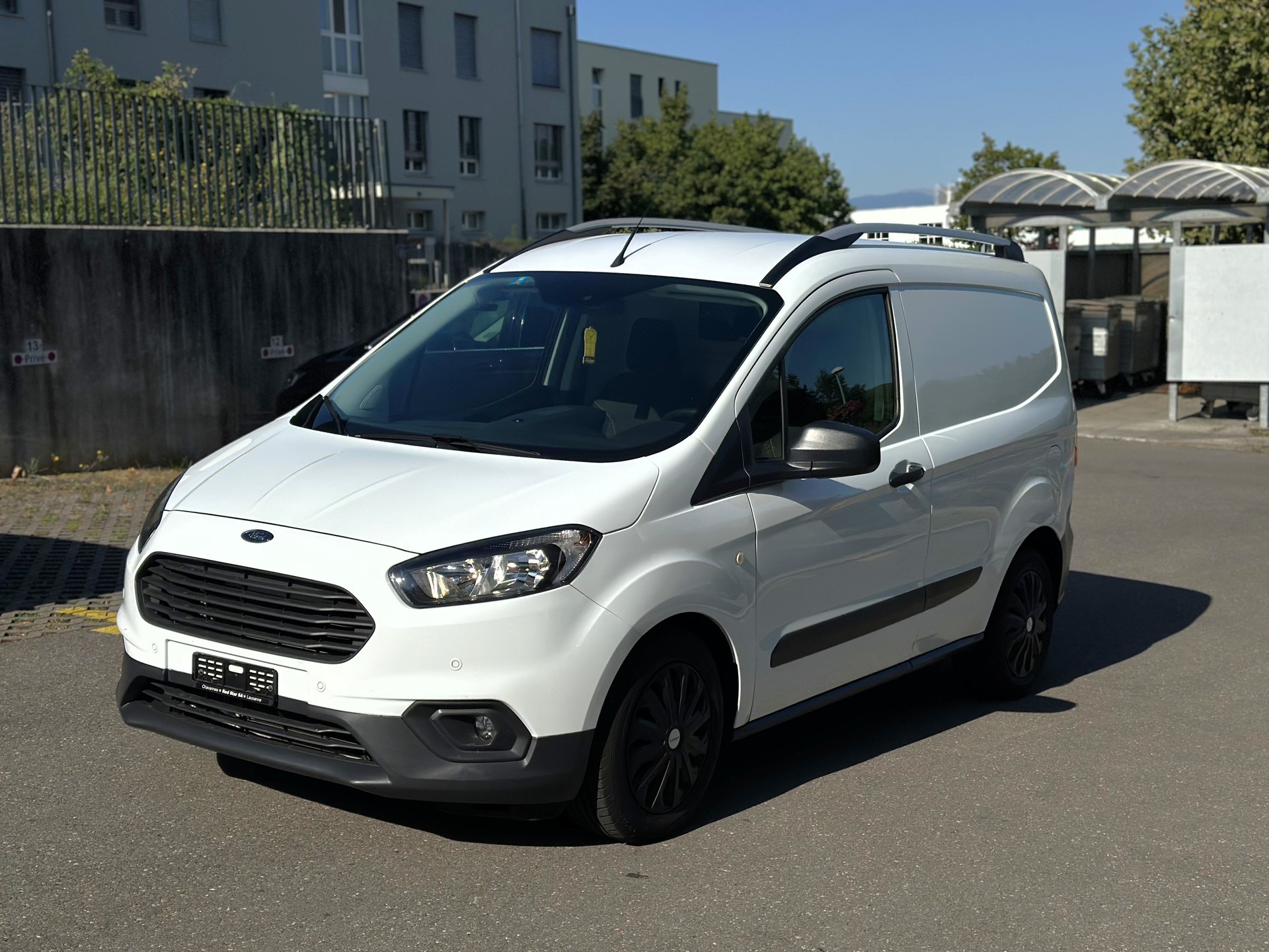 FORD Transit Courier Van 1.0 EcoBoost Trend-image-2