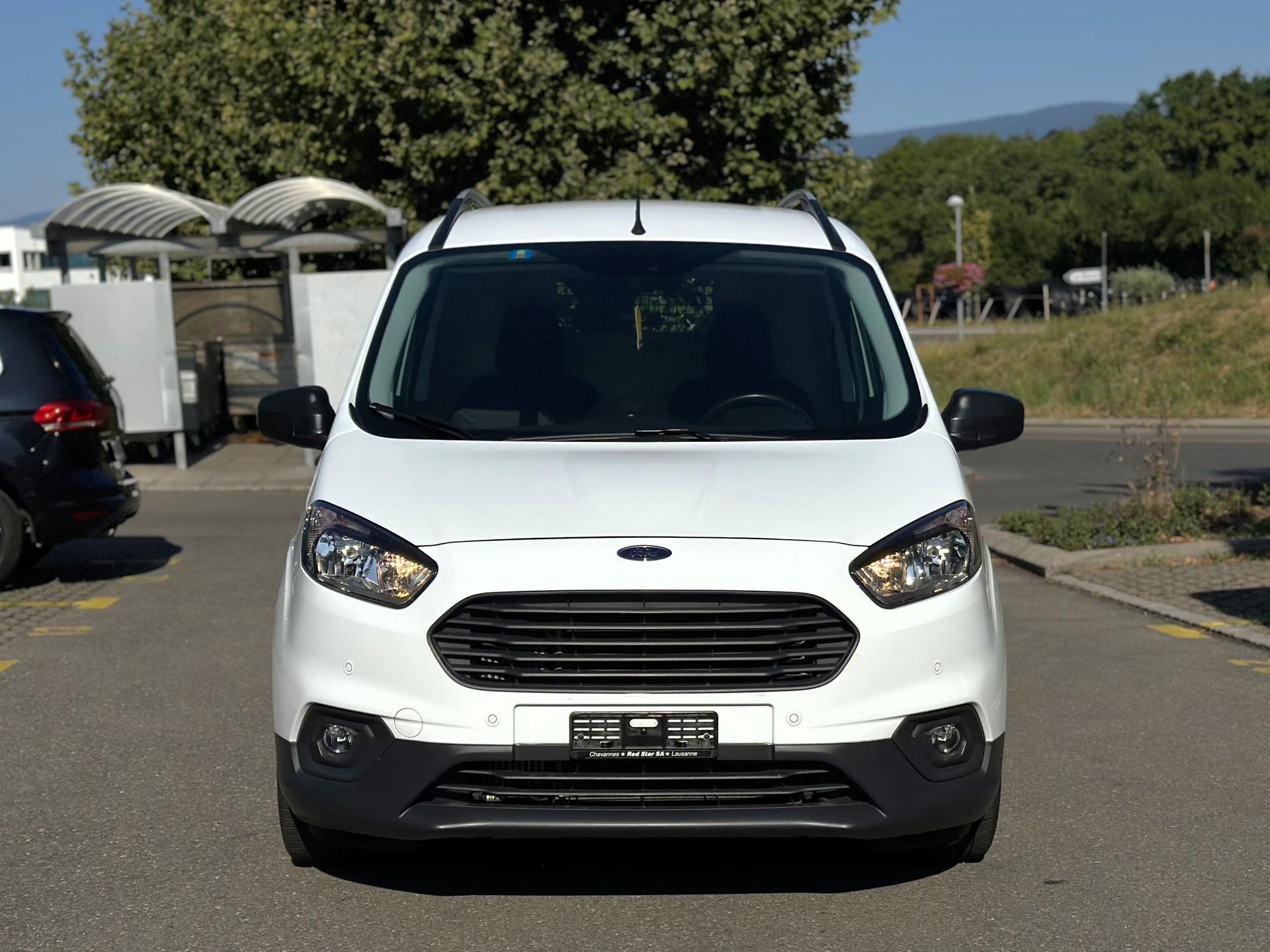 FORD Transit Courier Van 1.0 EcoBoost Trend-image-1