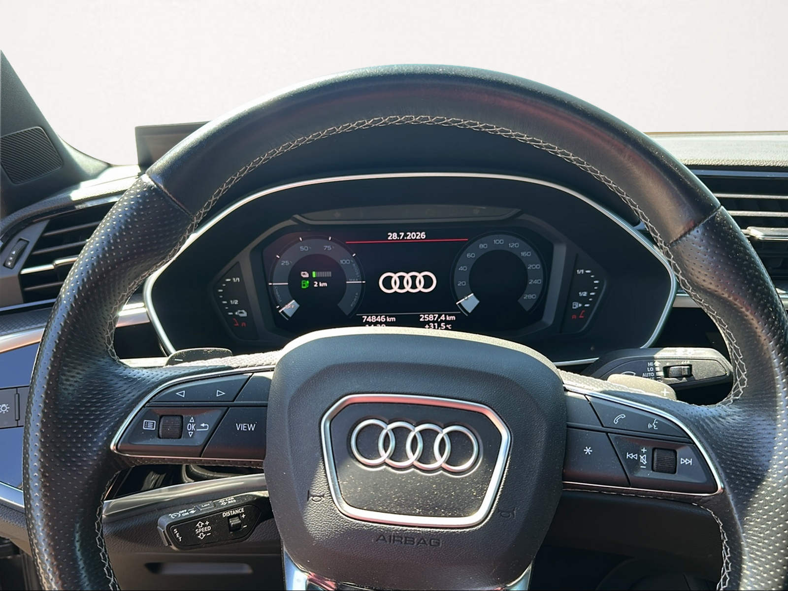 AUDI Q3 Sportback 45 TFSI e S line S-tronic-image-3