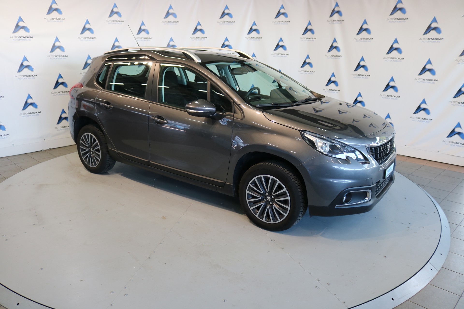 PEUGEOT 2008 1.2 PureTech Active-image-28