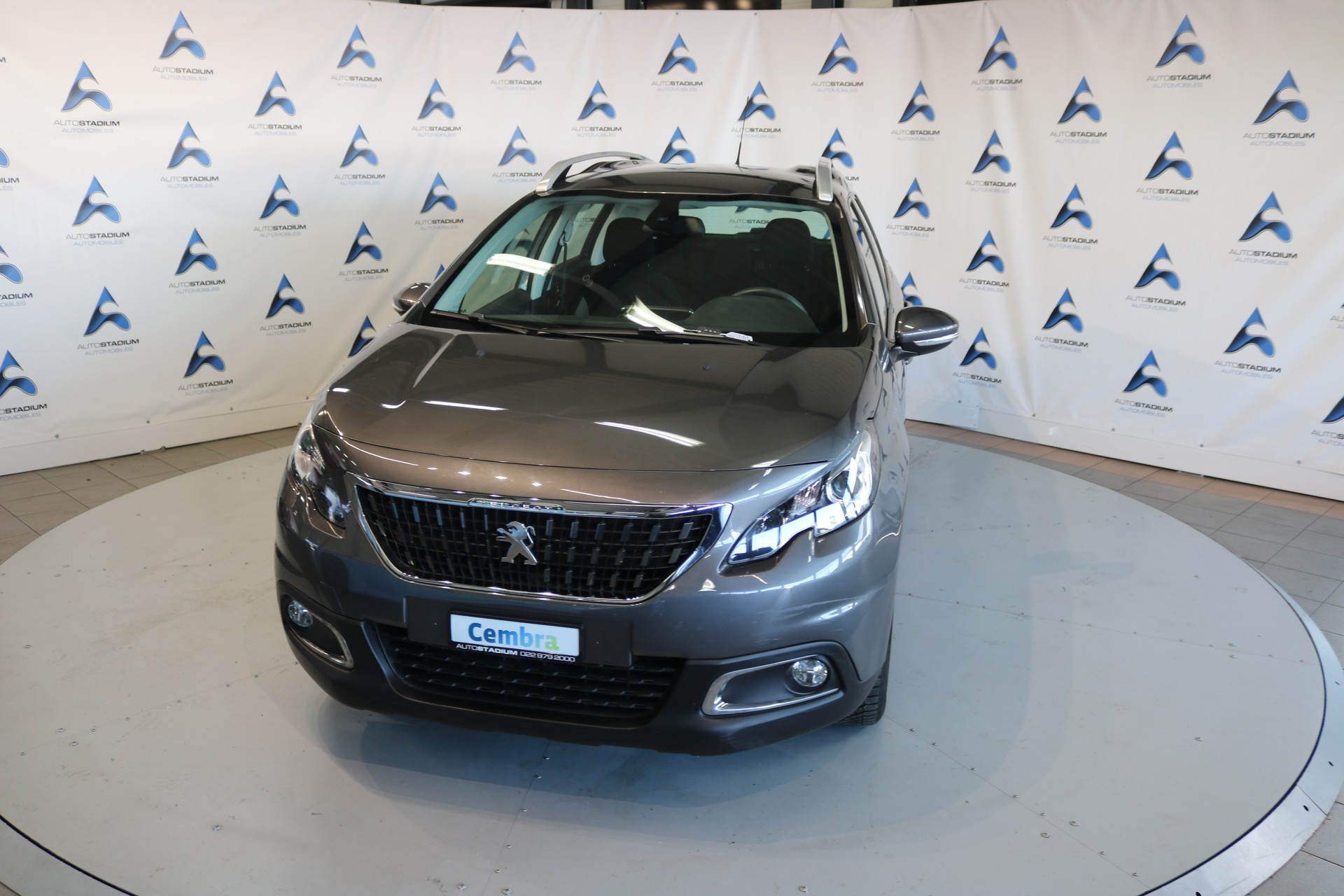 PEUGEOT 2008 1.2 PureTech Active-image-8