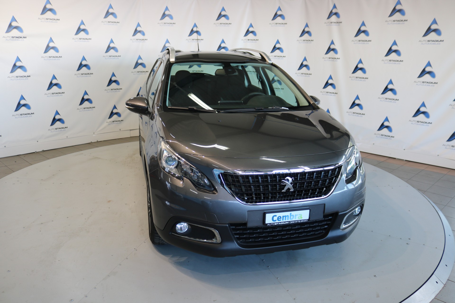 PEUGEOT 2008 1.2 PureTech Active-image-6