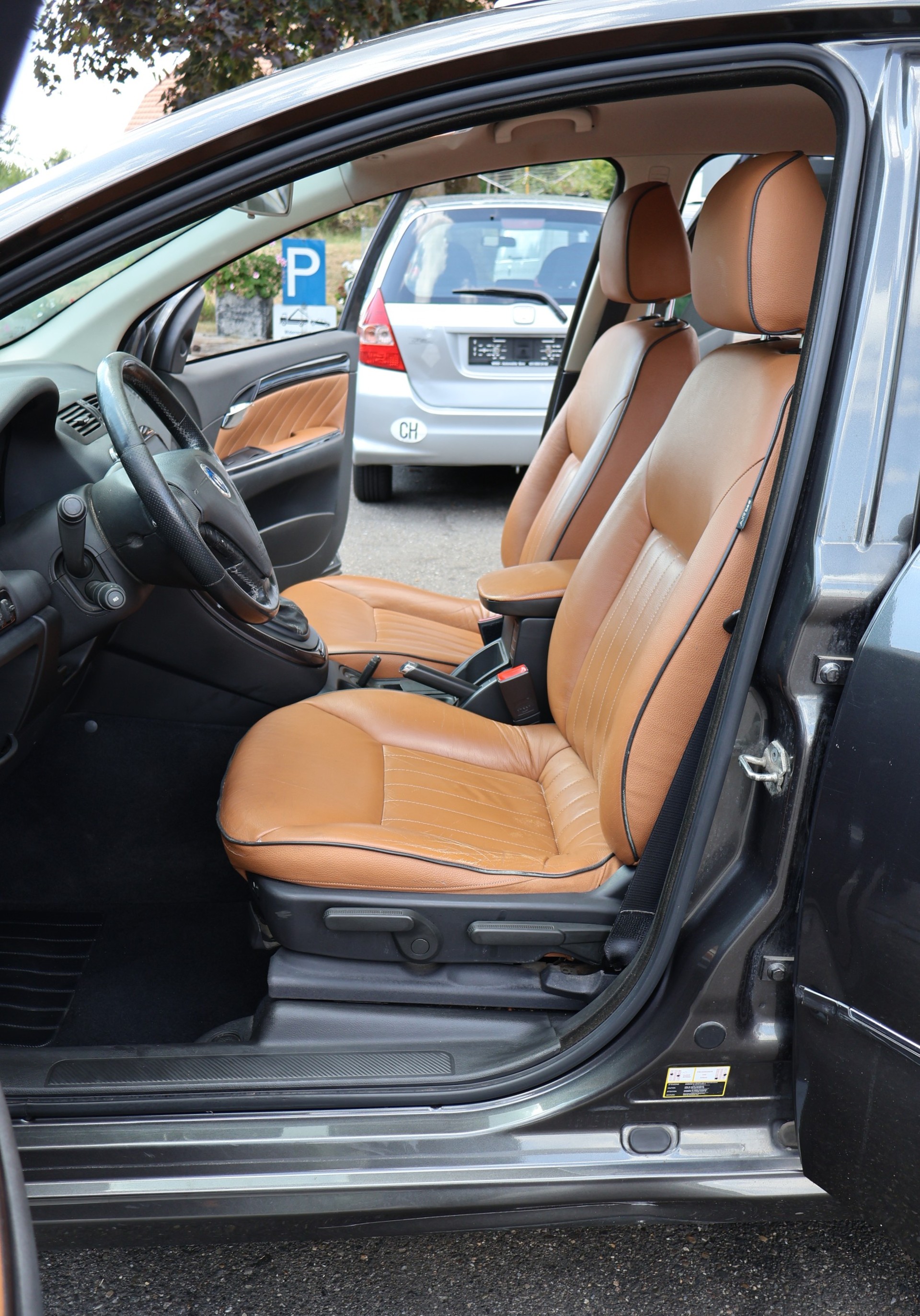 FIAT Croma 1.9 16V JTD Emotion-image-9