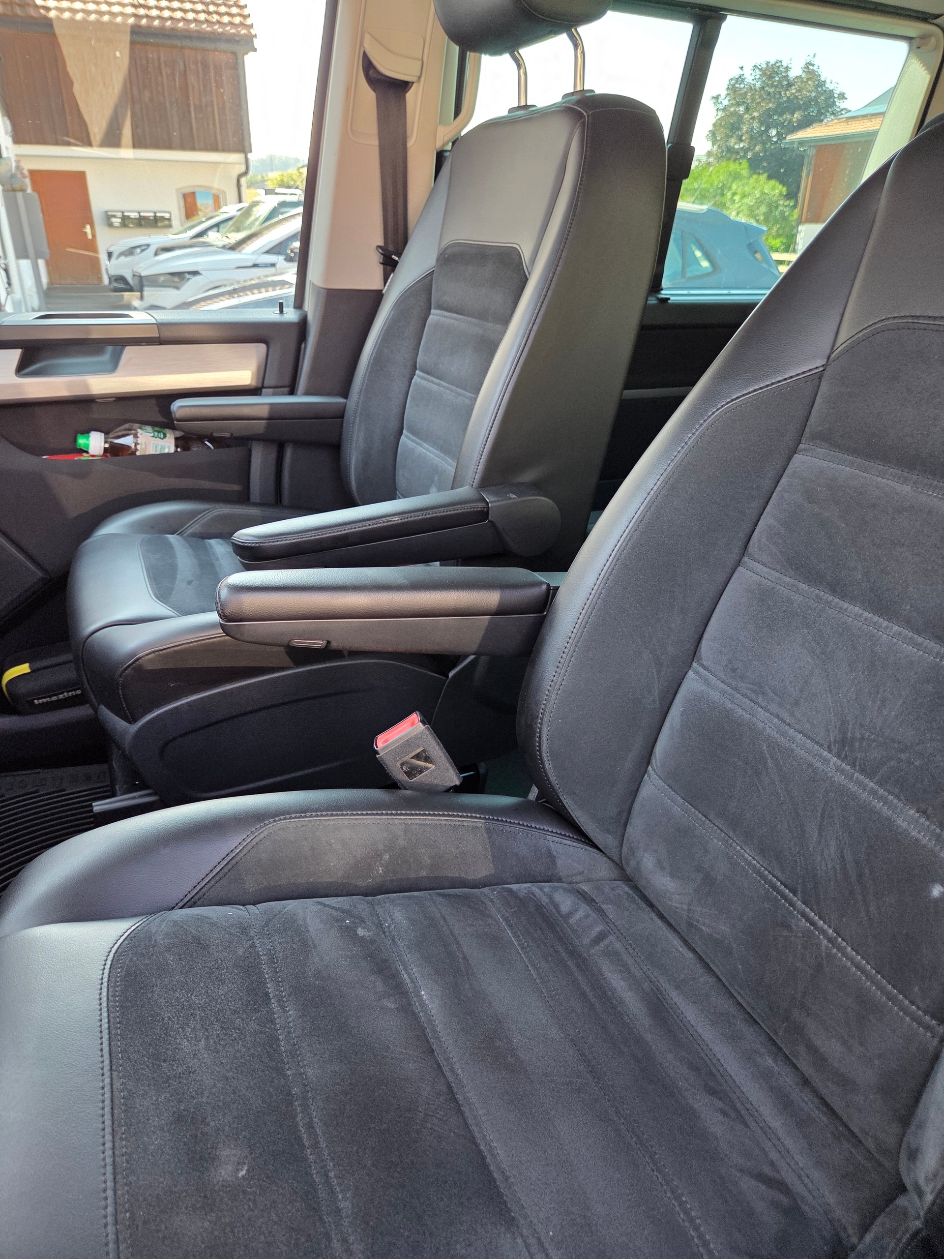 VW 2.0 TDI 204 HL Liberty 4m-image-1
