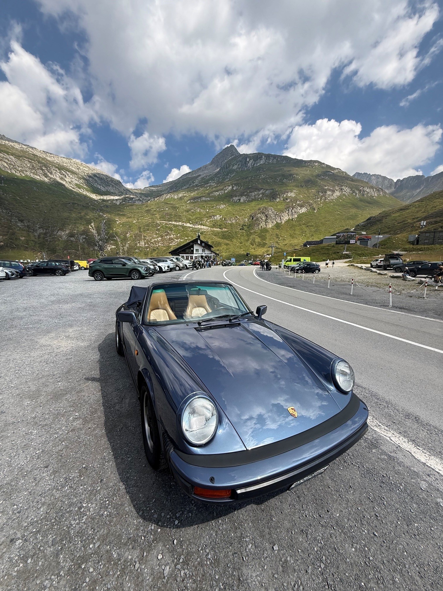 PORSCHE 3.2 Carrera-image-2