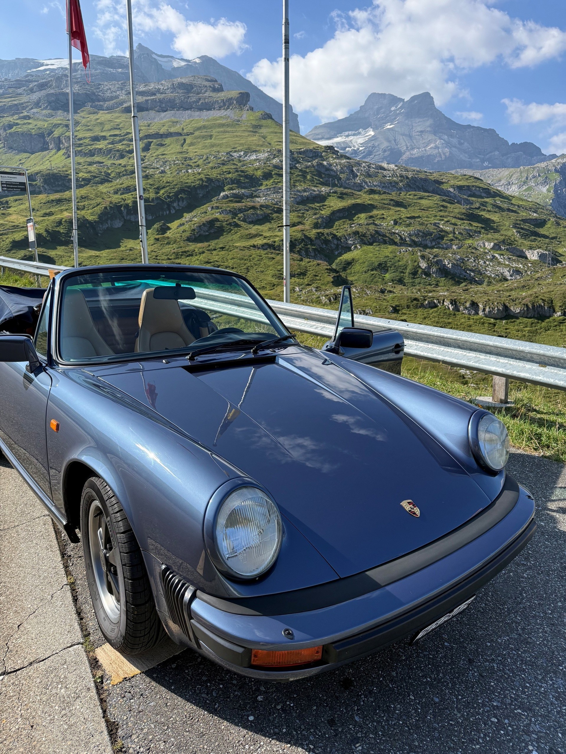 PORSCHE 3.2 Carrera-image-4