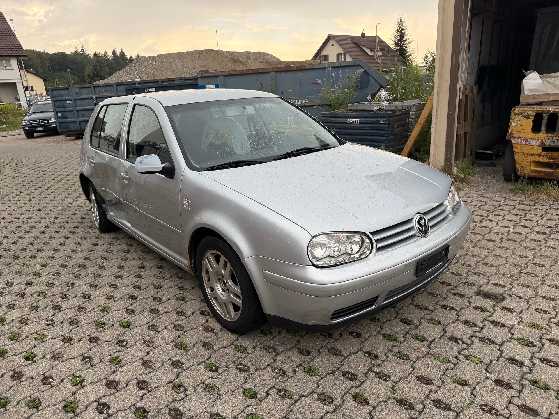 VW Golf 1.6 16V Trendline-image-1