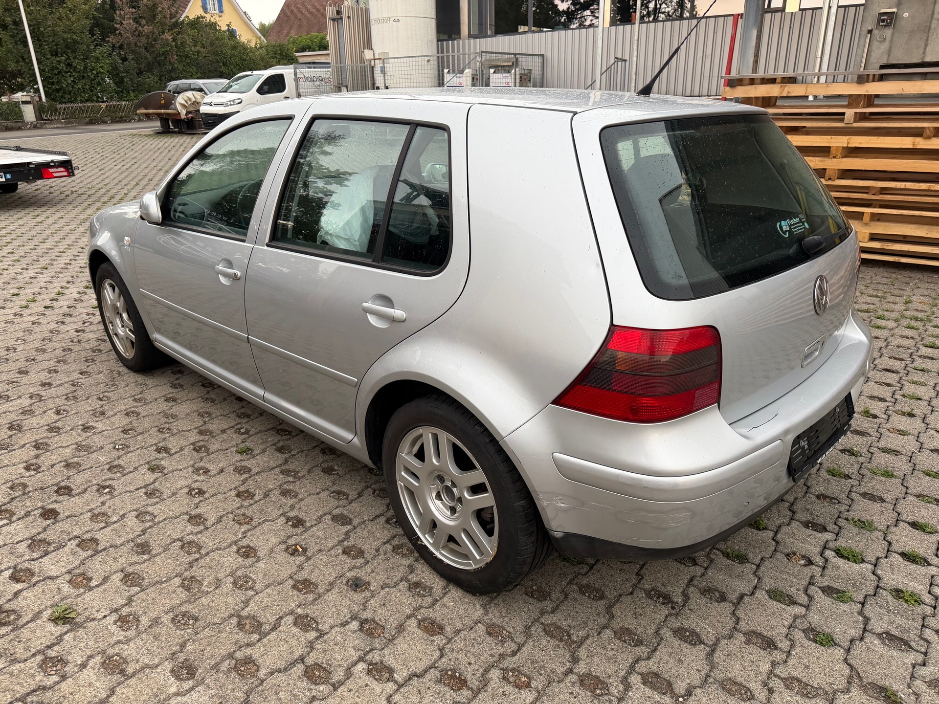 VW Golf 1.6 16V Trendline-image-3